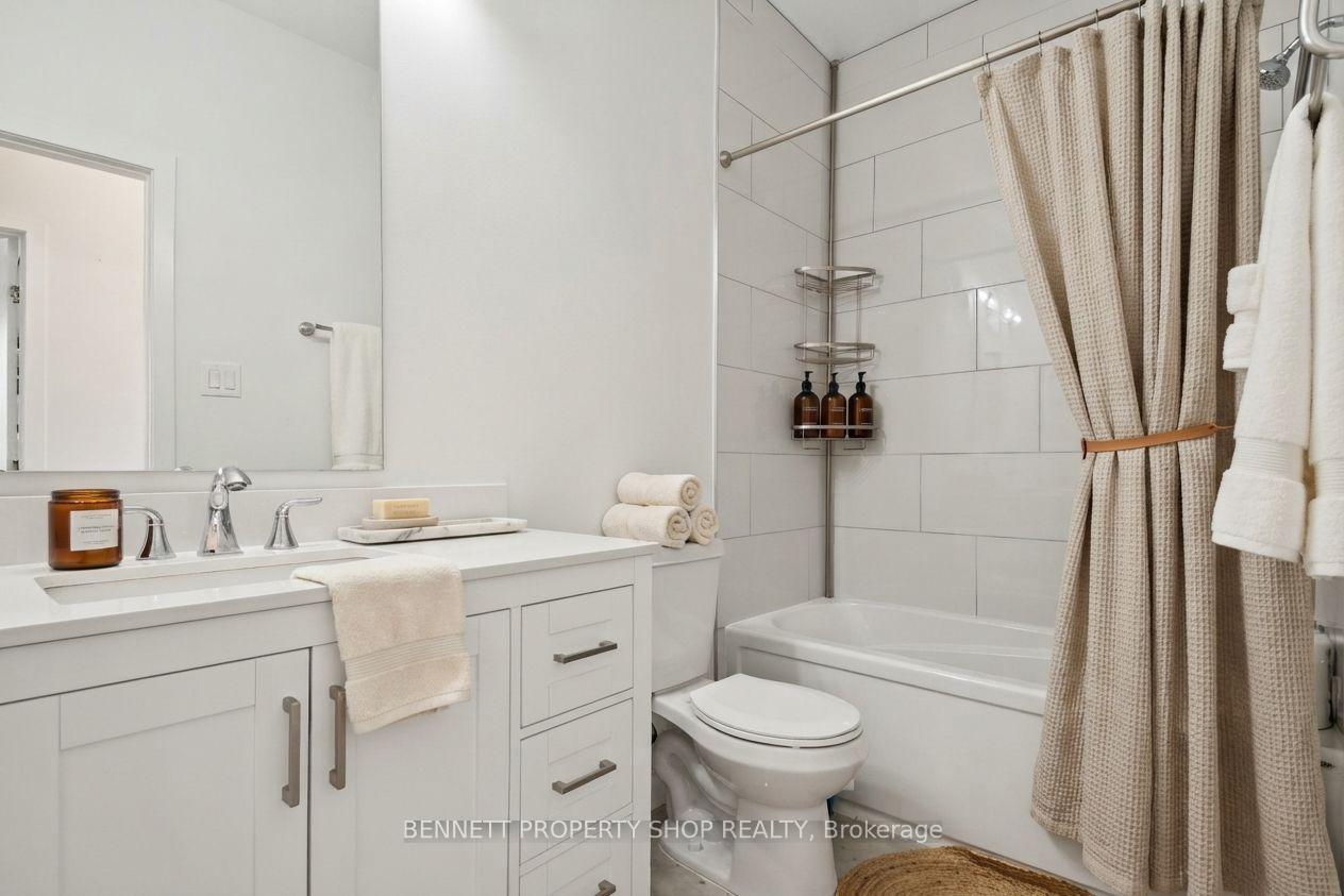 Photo 9 of 133 Duford Street, Ottawa, Vanier — HOMEH
