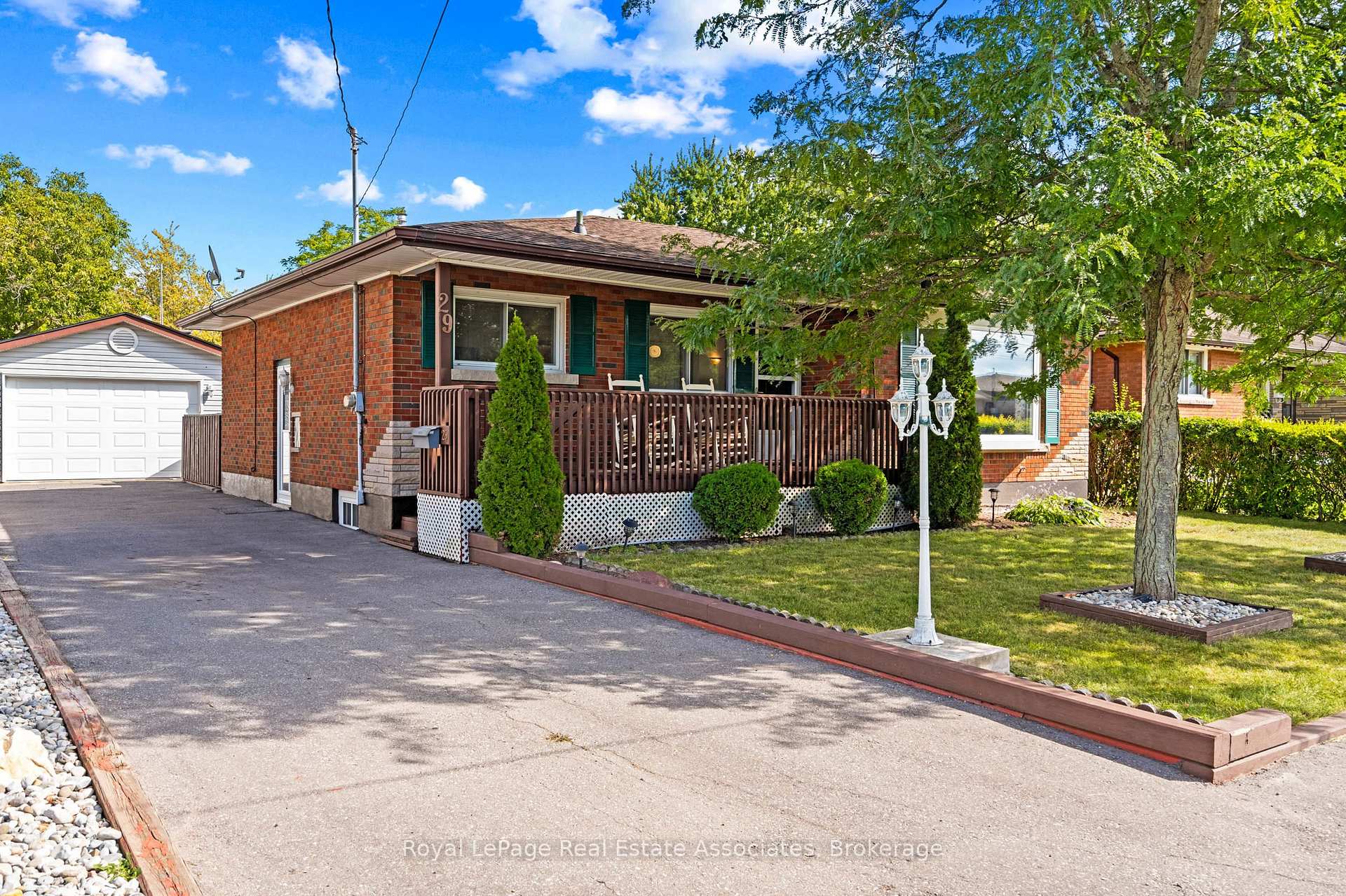 Photo 1 of 29 Trufal Avenue, Welland, Broadway — HOMEH
