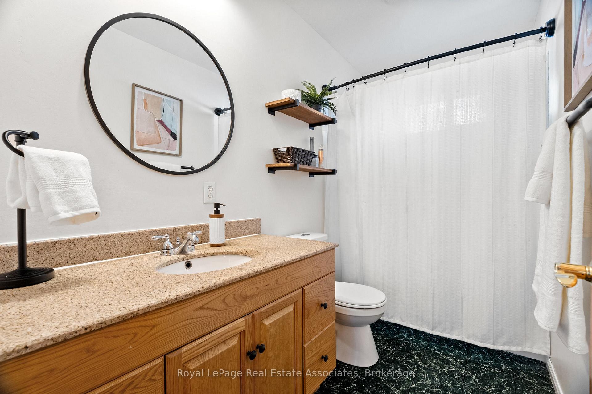 Photo 11 of 29 Trufal Avenue, Welland, Broadway — HOMEH