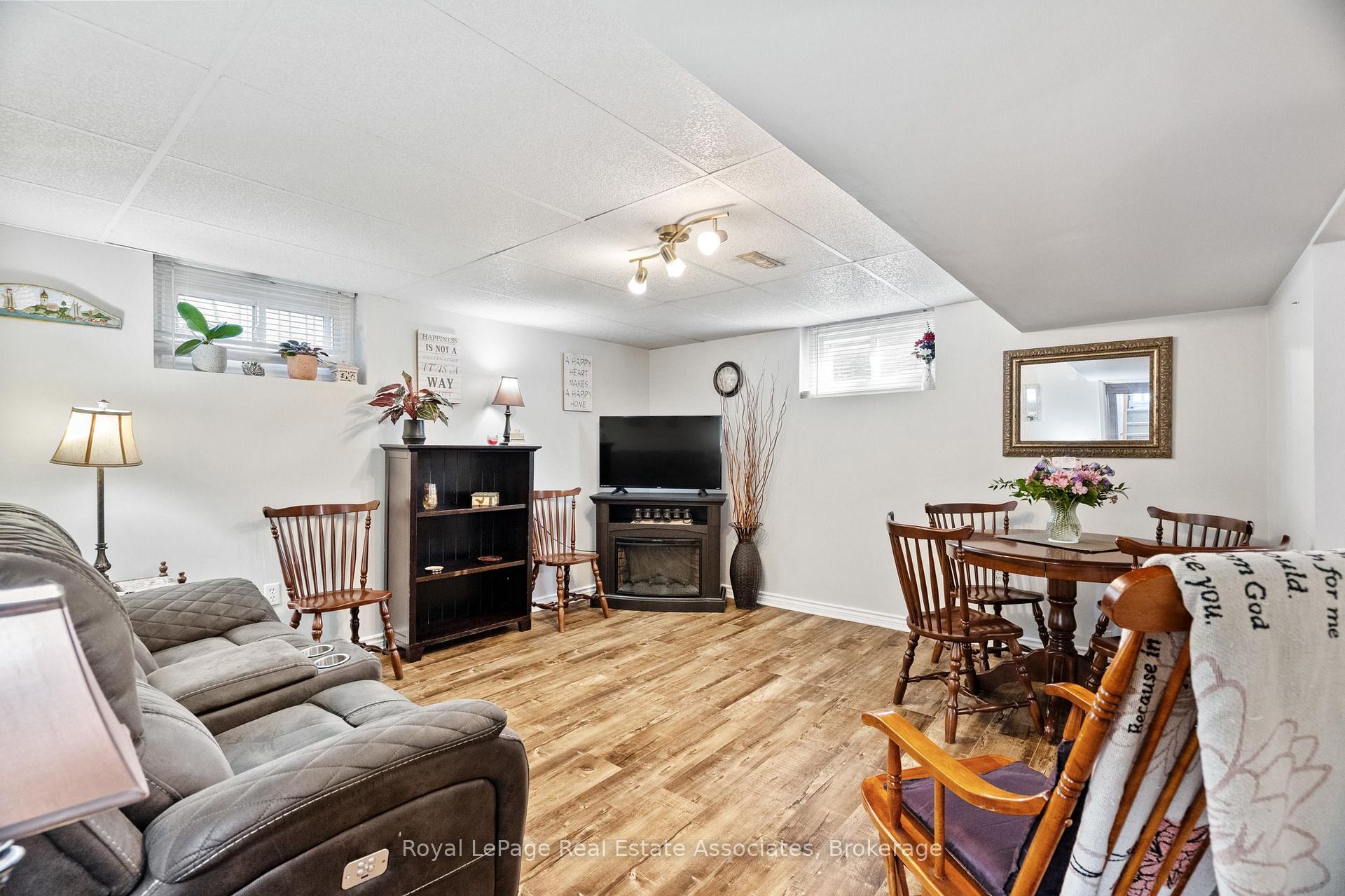 Photo 19 of 29 Trufal Avenue, Welland, Broadway — HOMEH