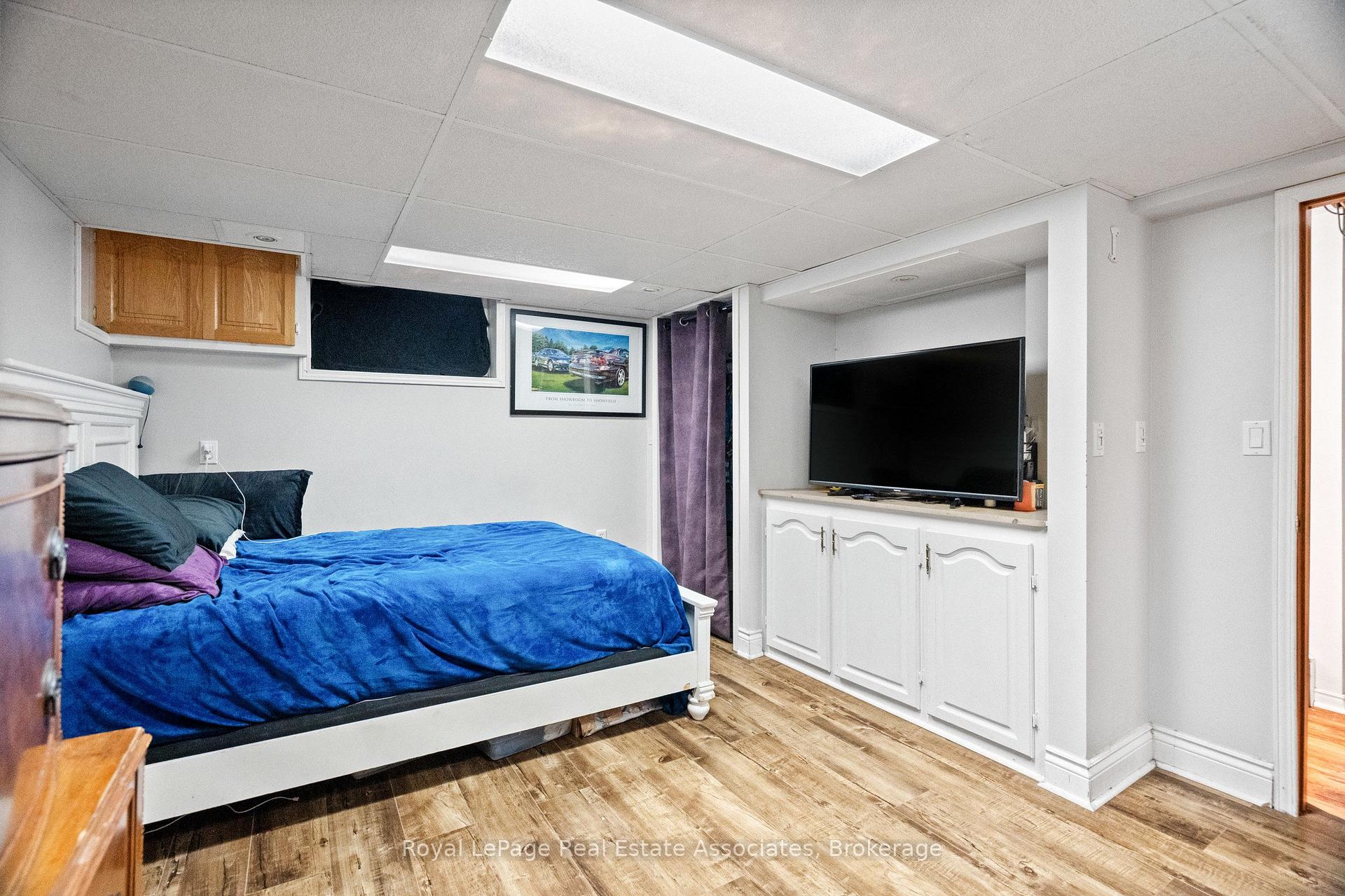 Photo 27 of 29 Trufal Avenue, Welland, Broadway — HOMEH
