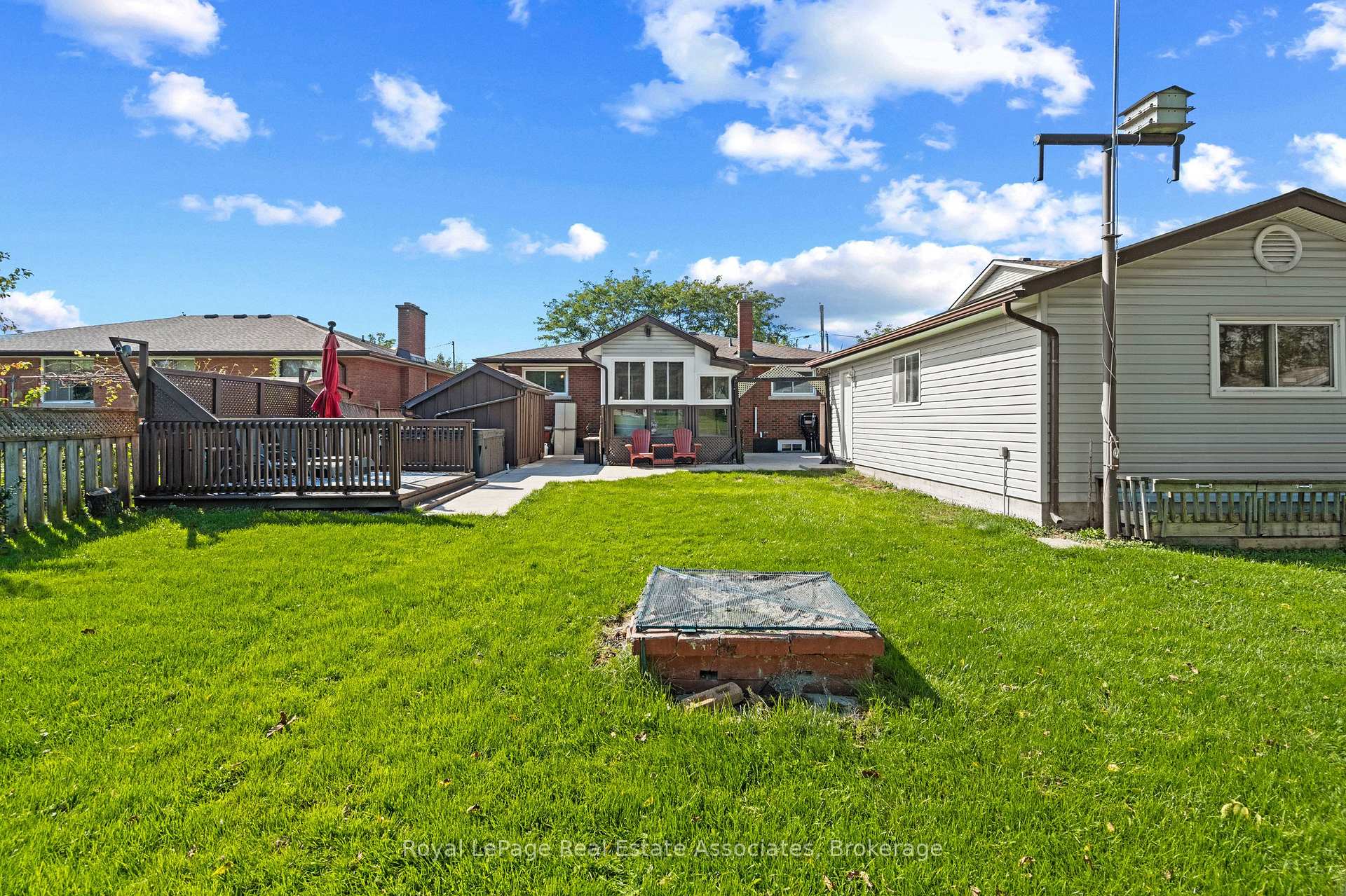 Photo 33 of 29 Trufal Avenue, Welland, Broadway — HOMEH