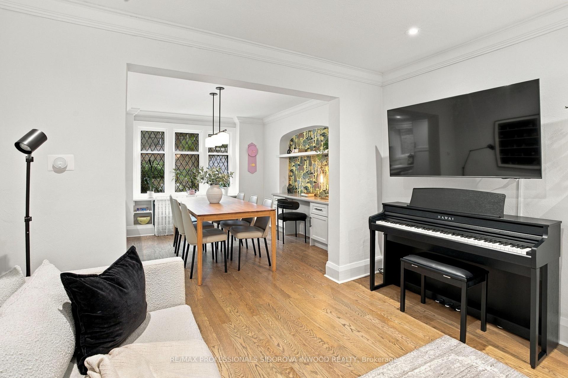 Photo 6 of 26 Larkin Avenue, Toronto, High Park-Swansea — HOMEH
