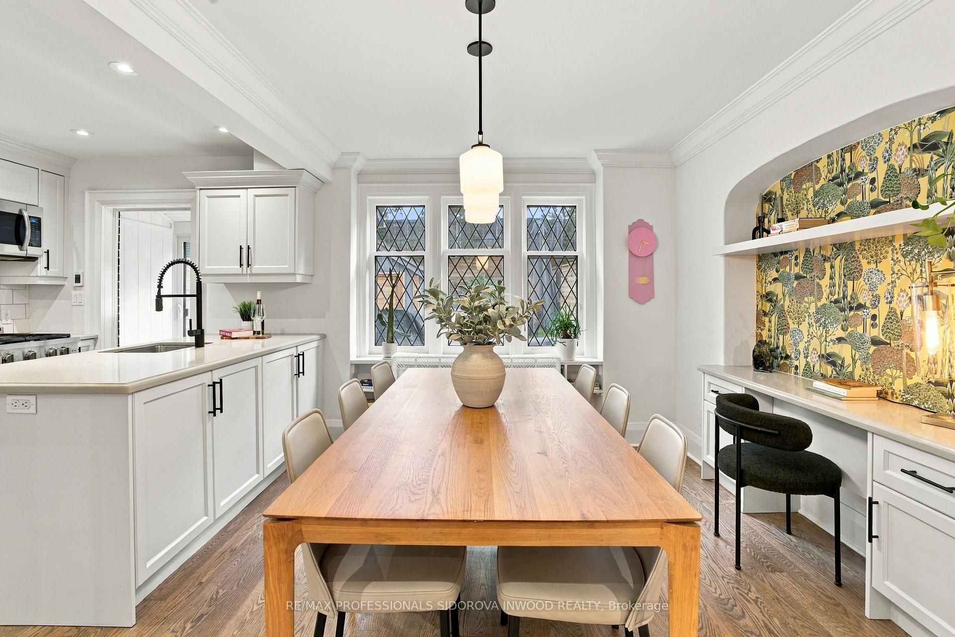 Photo 8 of 26 Larkin Avenue, Toronto, High Park-Swansea — HOMEH