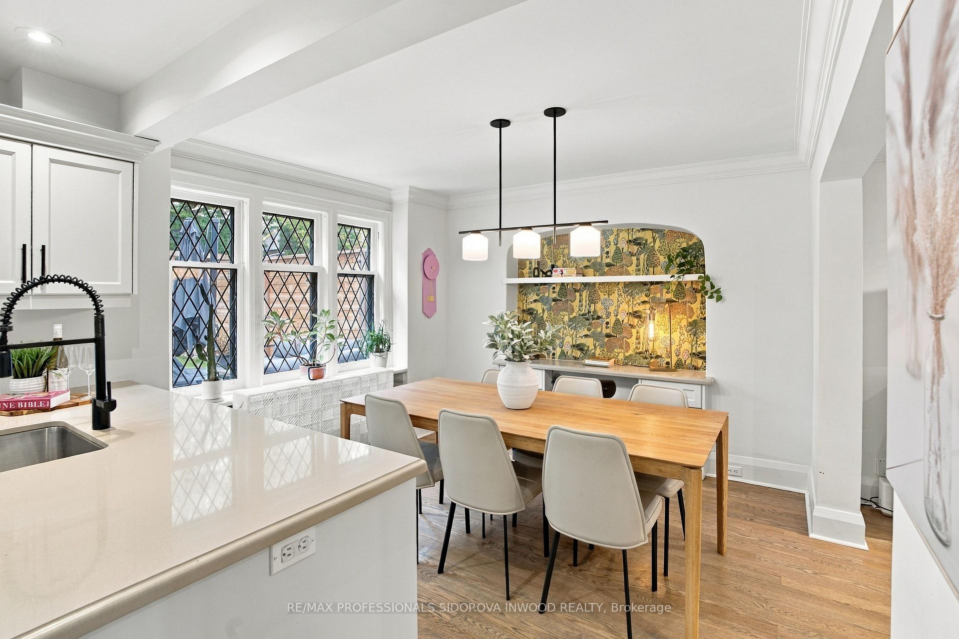 Photo 9 of 26 Larkin Avenue, Toronto, High Park-Swansea — HOMEH