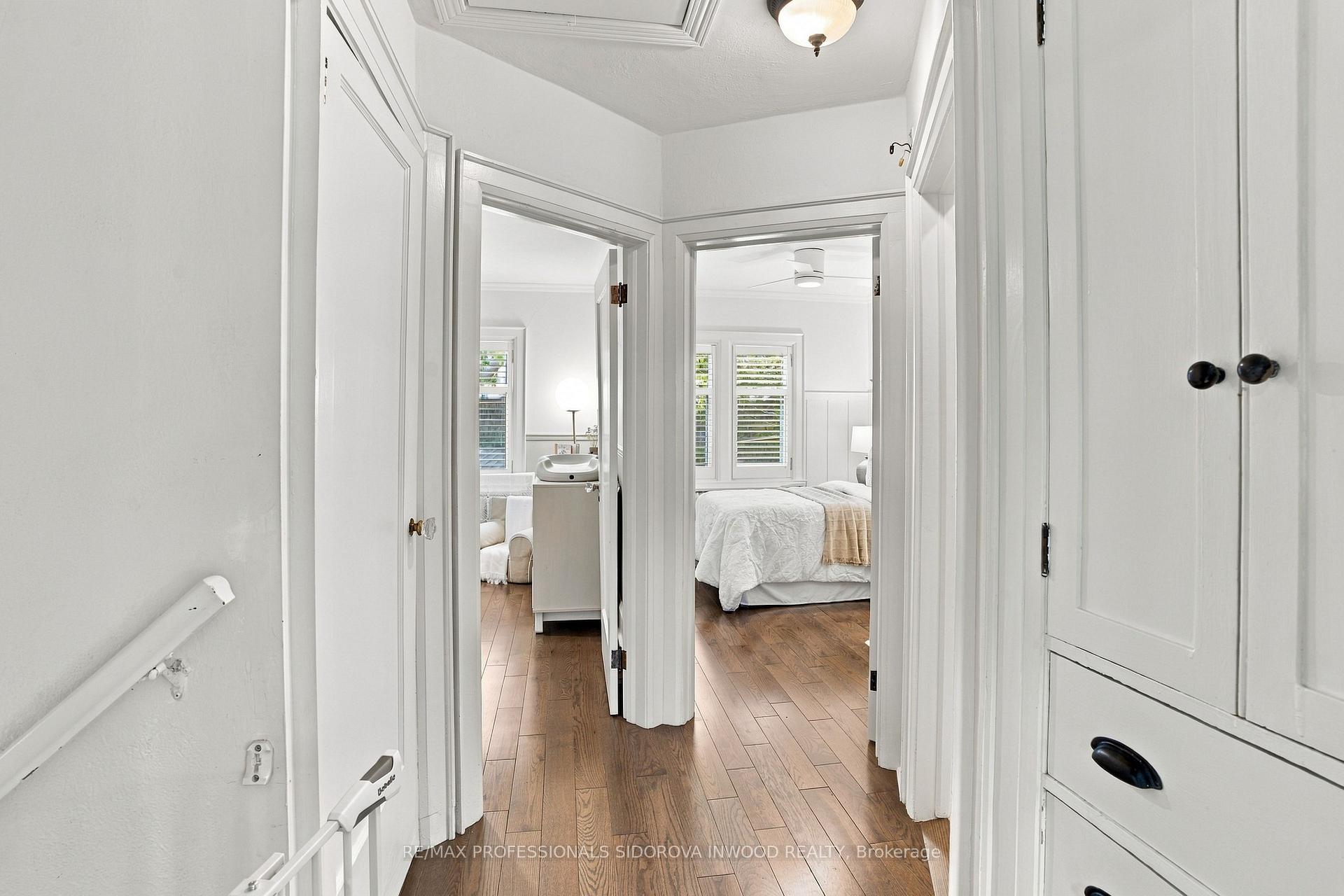 Photo 14 of 26 Larkin Avenue, Toronto, High Park-Swansea — HOMEH
