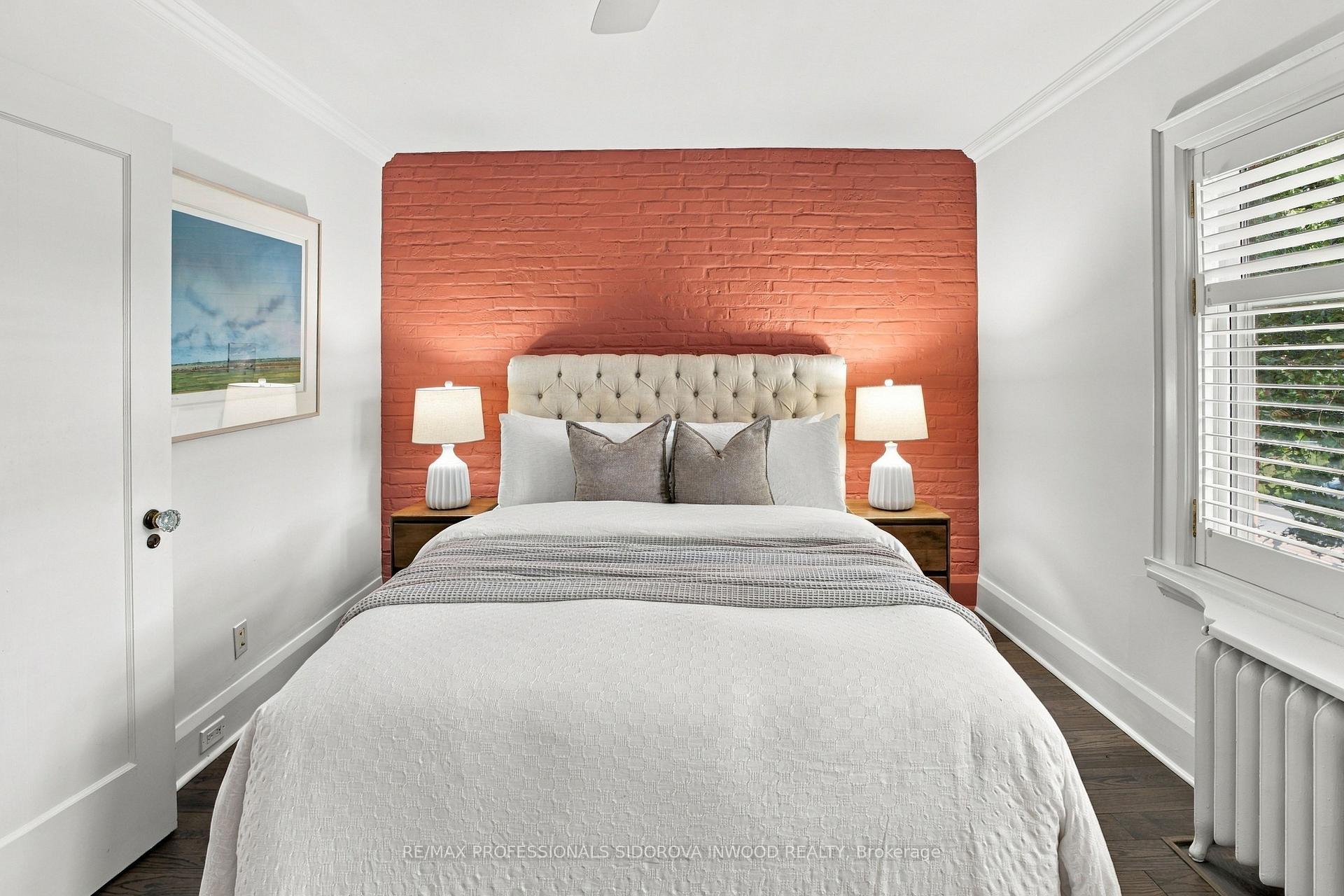 Photo 15 of 26 Larkin Avenue, Toronto, High Park-Swansea — HOMEH