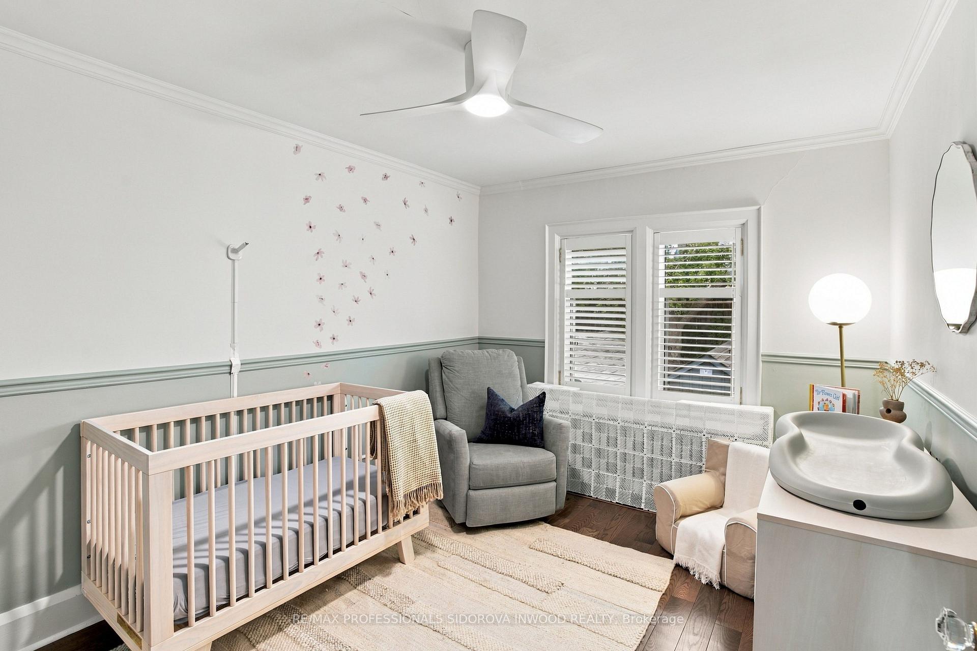 Photo 17 of 26 Larkin Avenue, Toronto, High Park-Swansea — HOMEH