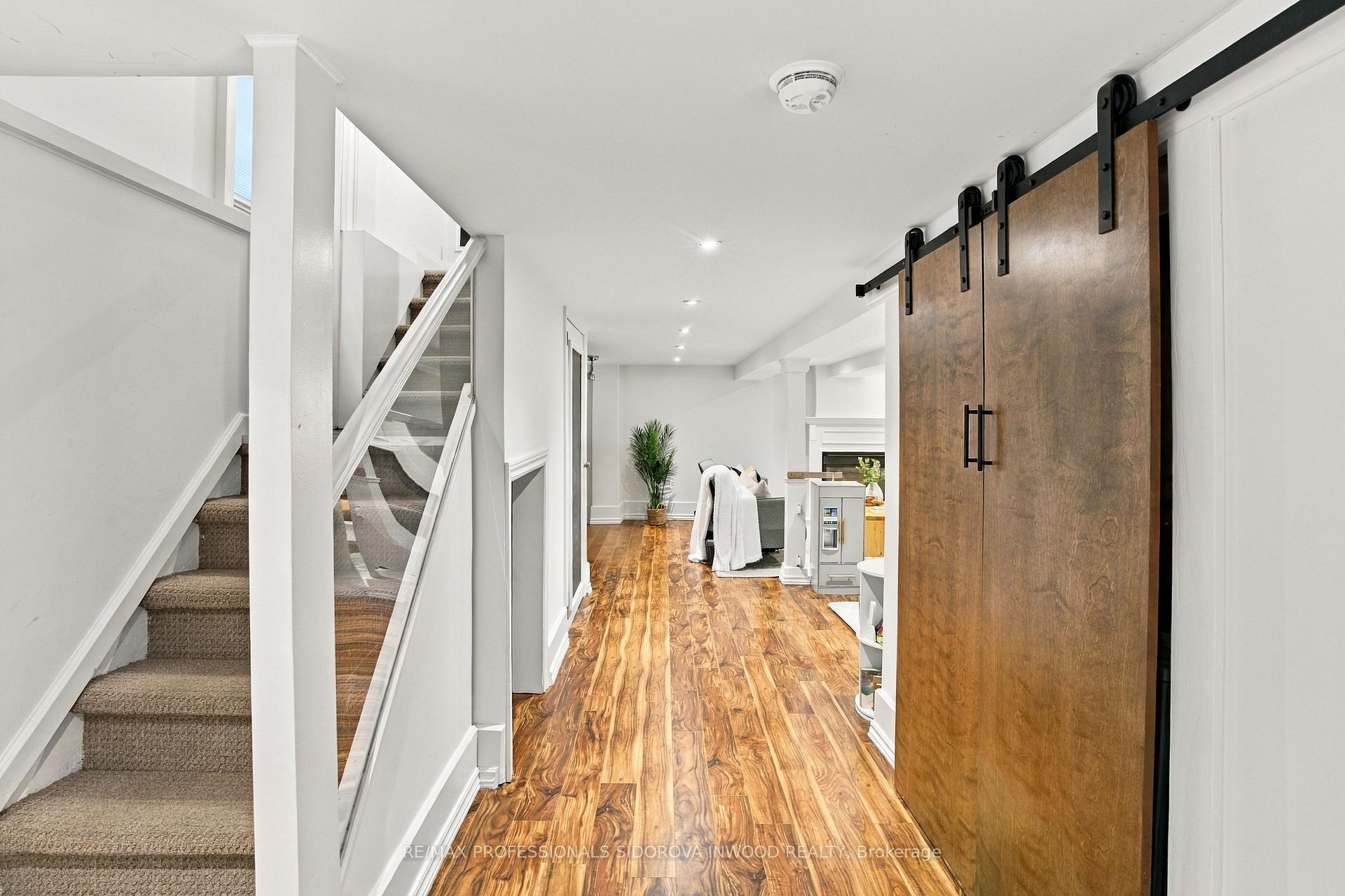 Photo 21 of 26 Larkin Avenue, Toronto, High Park-Swansea — HOMEH