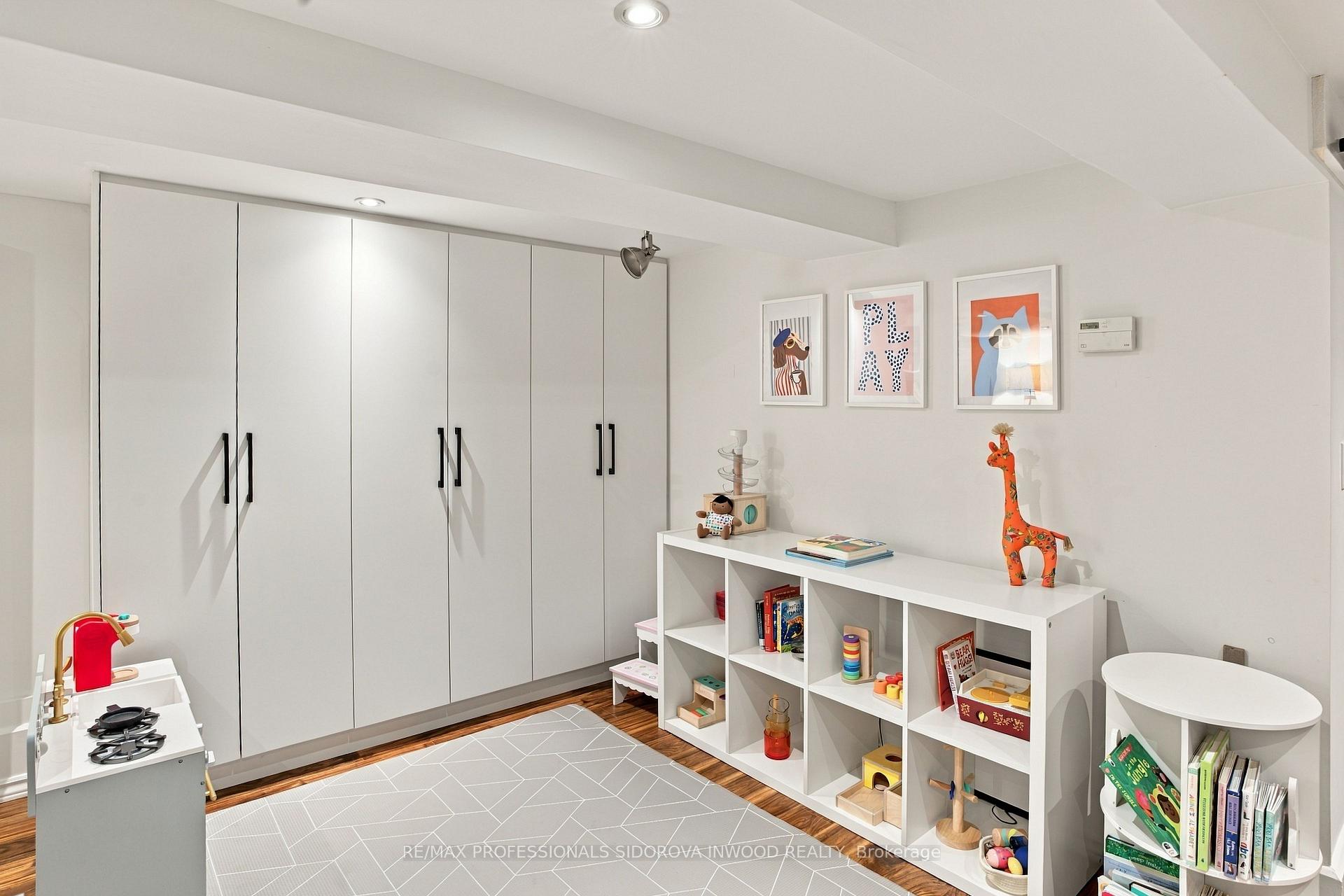 Photo 29 of 26 Larkin Avenue, Toronto, High Park-Swansea — HOMEH