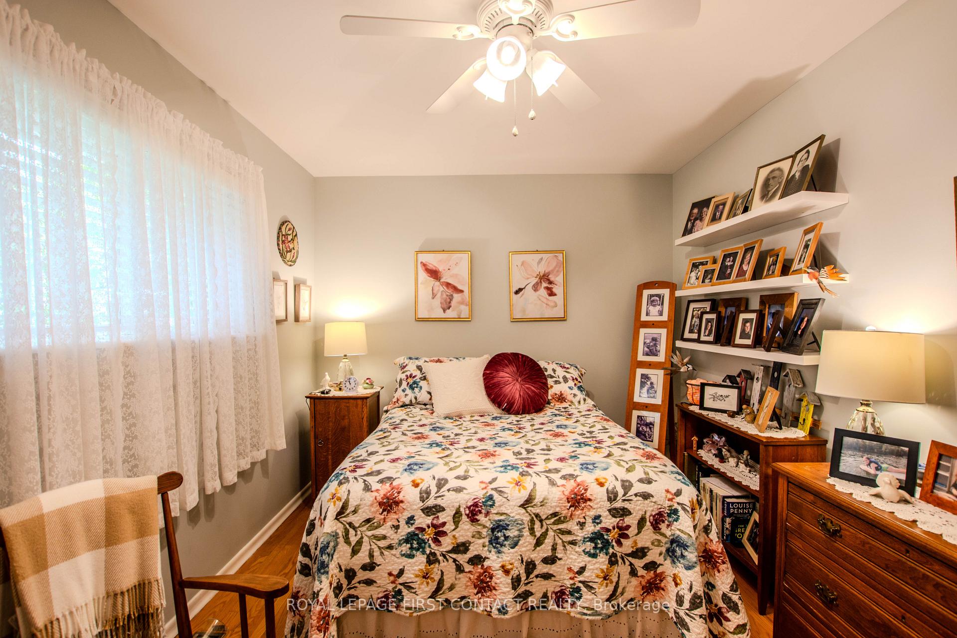 Photo 17 of 27 Tower Crescent, Barrie, Allandale Heights — HOMEH