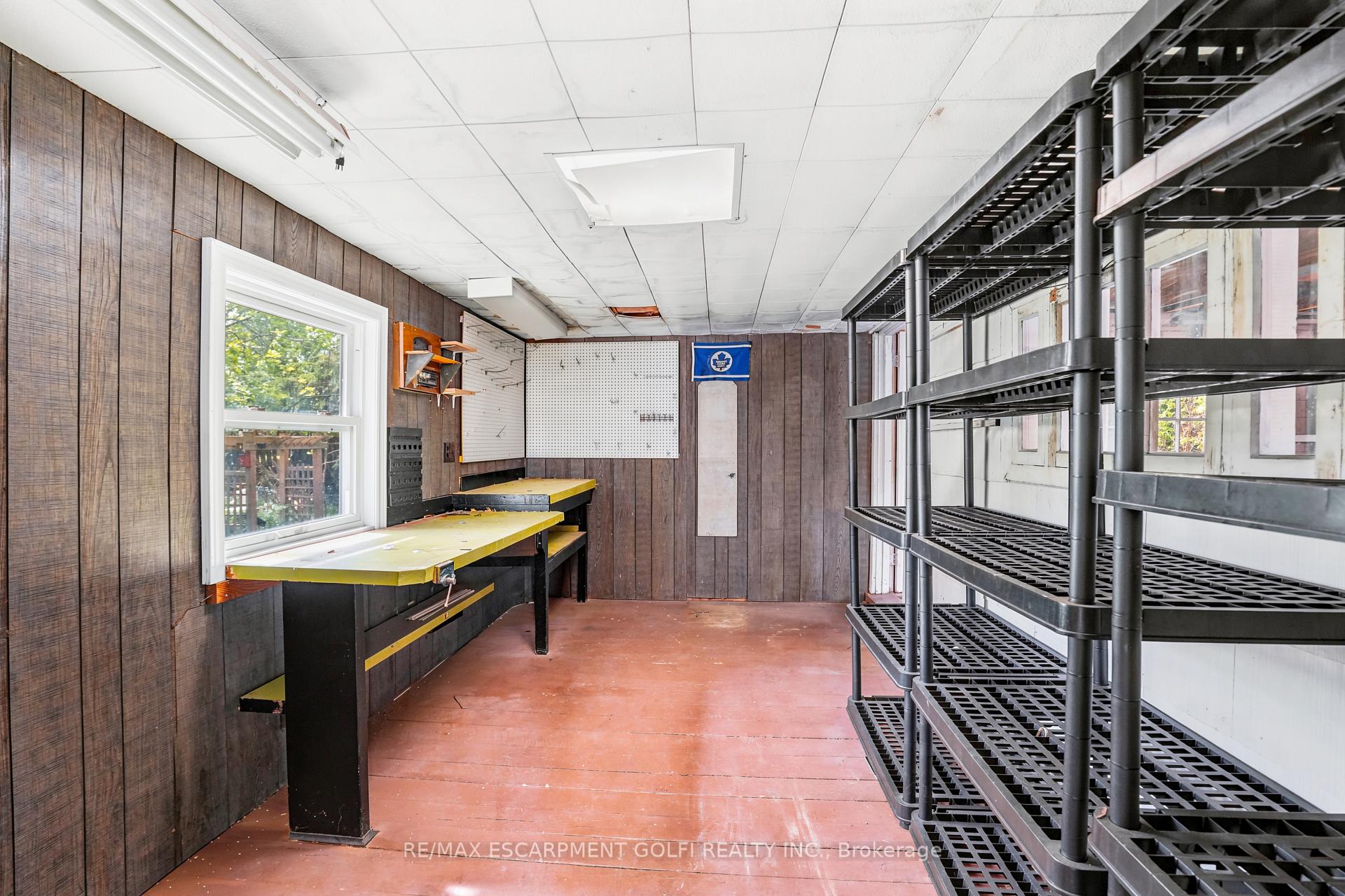 Photo 26 of 545 Mohawk Road W, Hamilton, Westcliffe — HOMEH