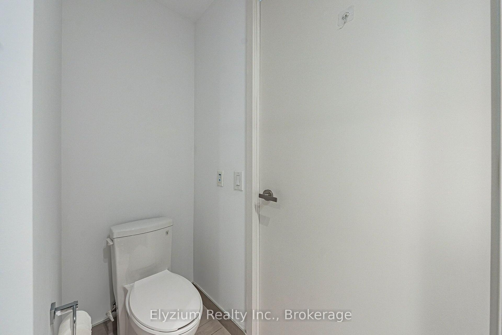 Photo 55 of Unit 2005, 3900 Confederation Parkway, Mississauga, City Centre — HOMEH