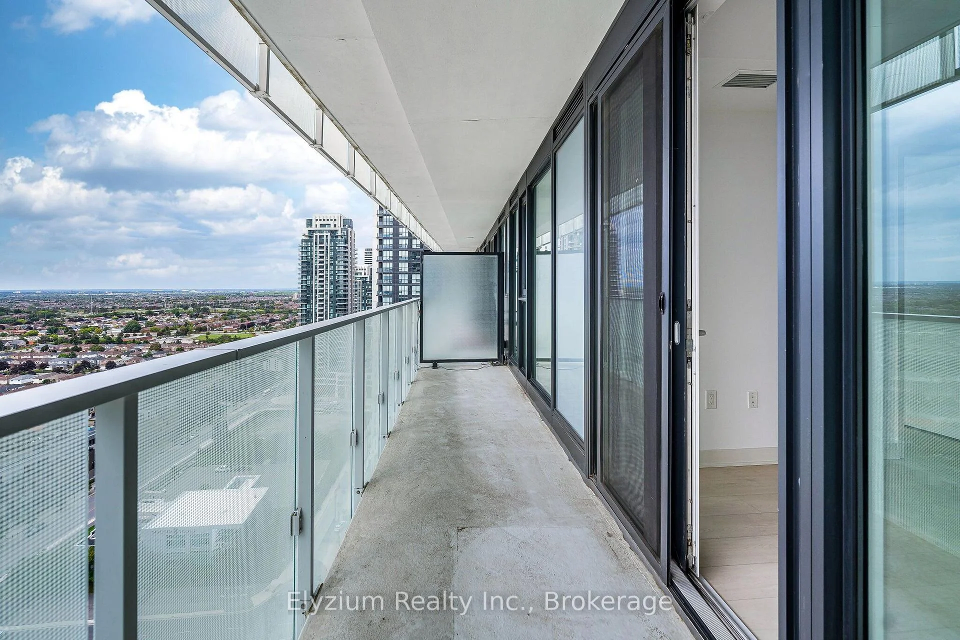 Photo 46 of Unit 2005, 3900 Confederation Parkway, Mississauga, City Centre — HOMEH
