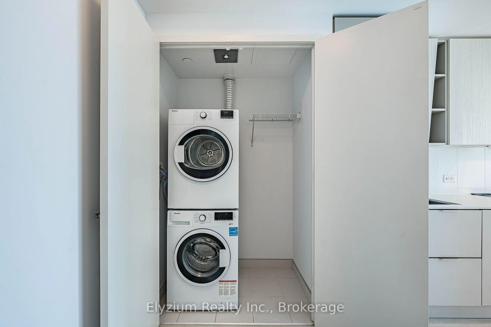 Photo 48 of Unit 2005, 3900 Confederation Parkway, Mississauga, City Centre — HOMEH