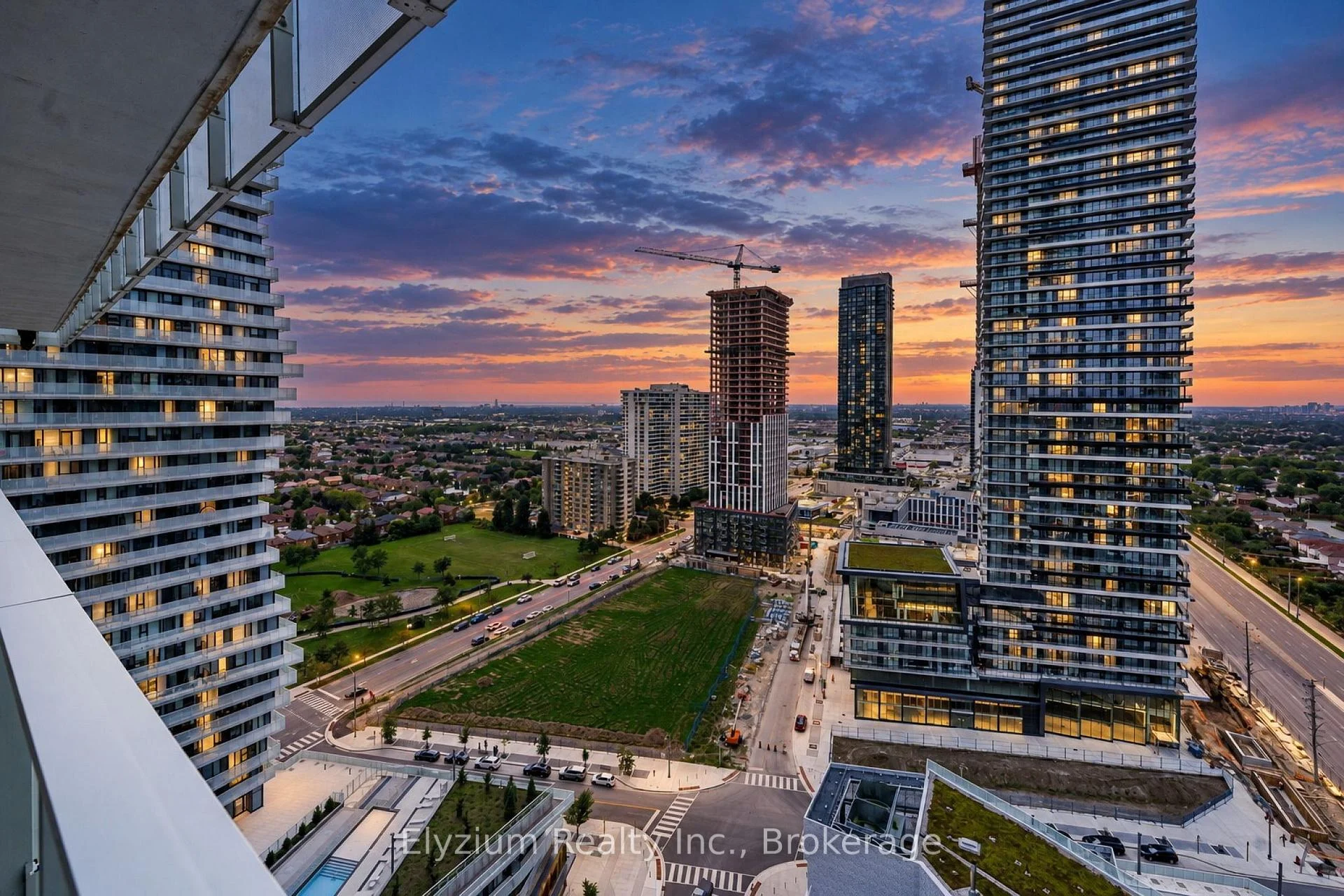 Photo 58 of Unit 2005, 3900 Confederation Parkway, Mississauga, City Centre — HOMEH
