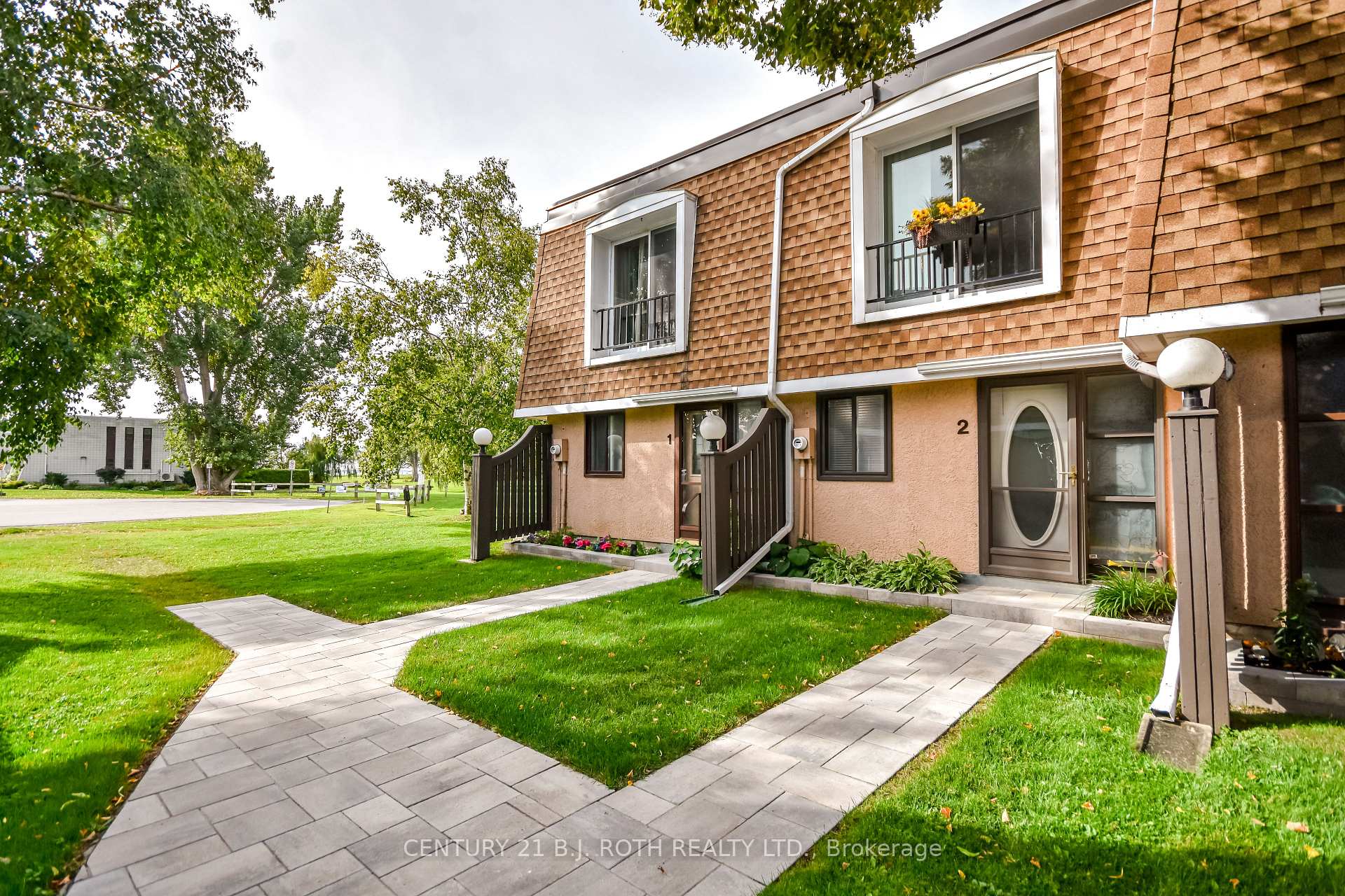 Photo 2 of Unit Unit 2, 2 Paradise Boulevard, Ramara, Brechin — HOMEH