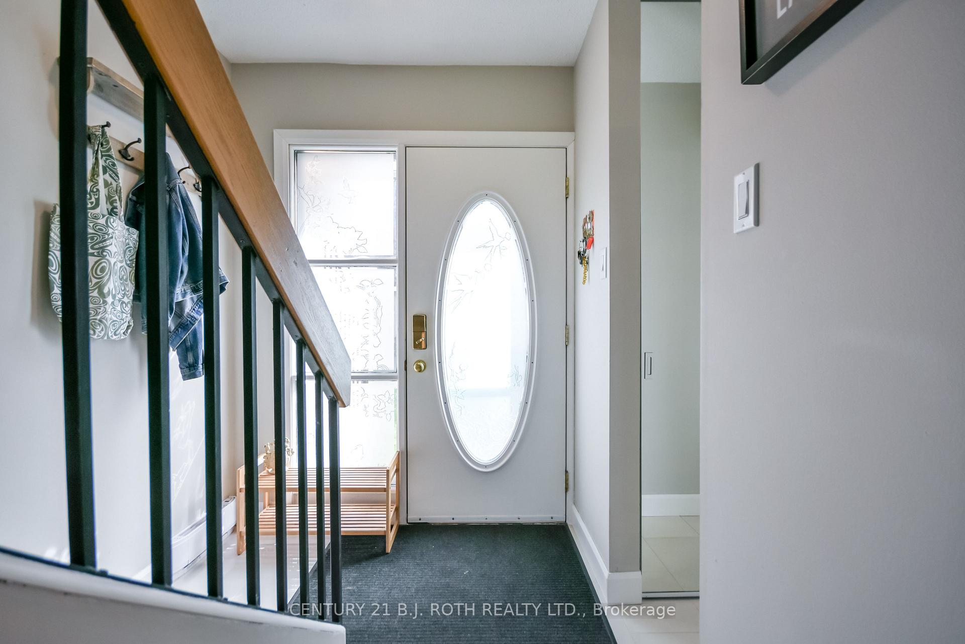 Photo 4 of Unit Unit 2, 2 Paradise Boulevard, Ramara, Brechin — HOMEH