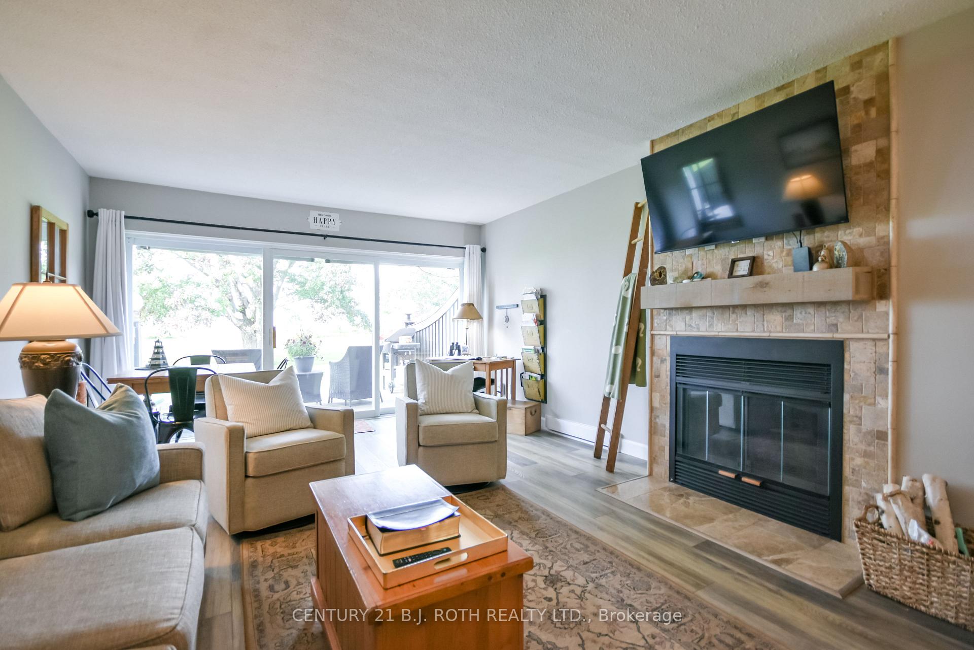 Photo 15 of Unit Unit 2, 2 Paradise Boulevard, Ramara, Brechin — HOMEH