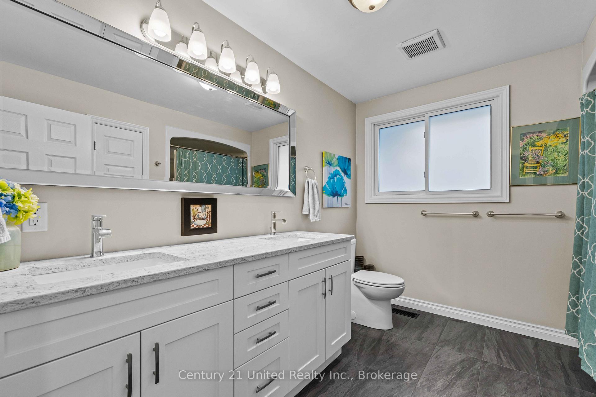 Photo 17 of 1746 Lakehurst Road, Trent Lakes — HOMEH