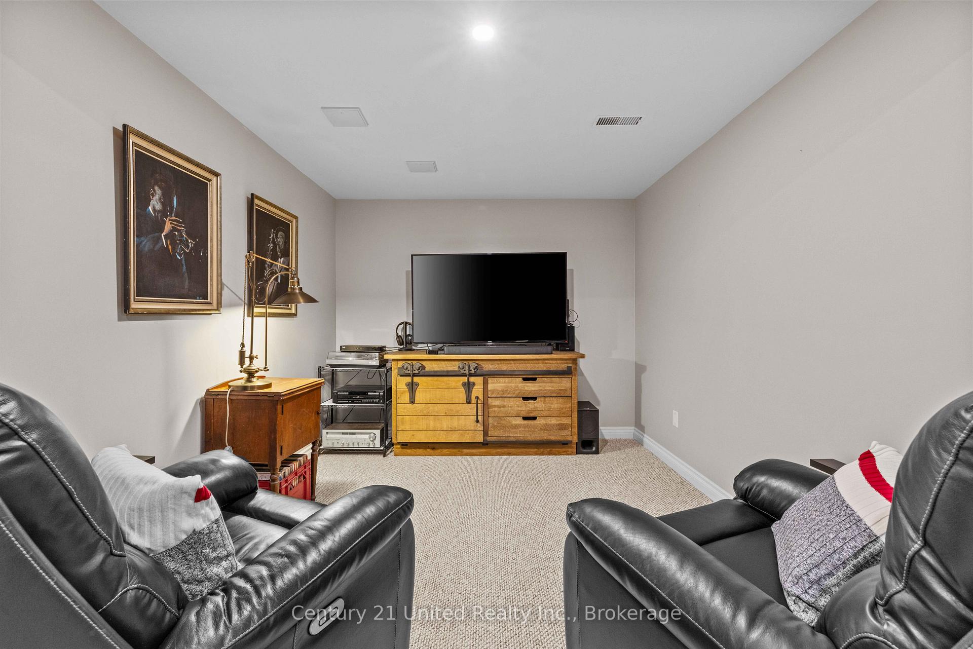 Photo 35 of 1746 Lakehurst Road, Trent Lakes — HOMEH
