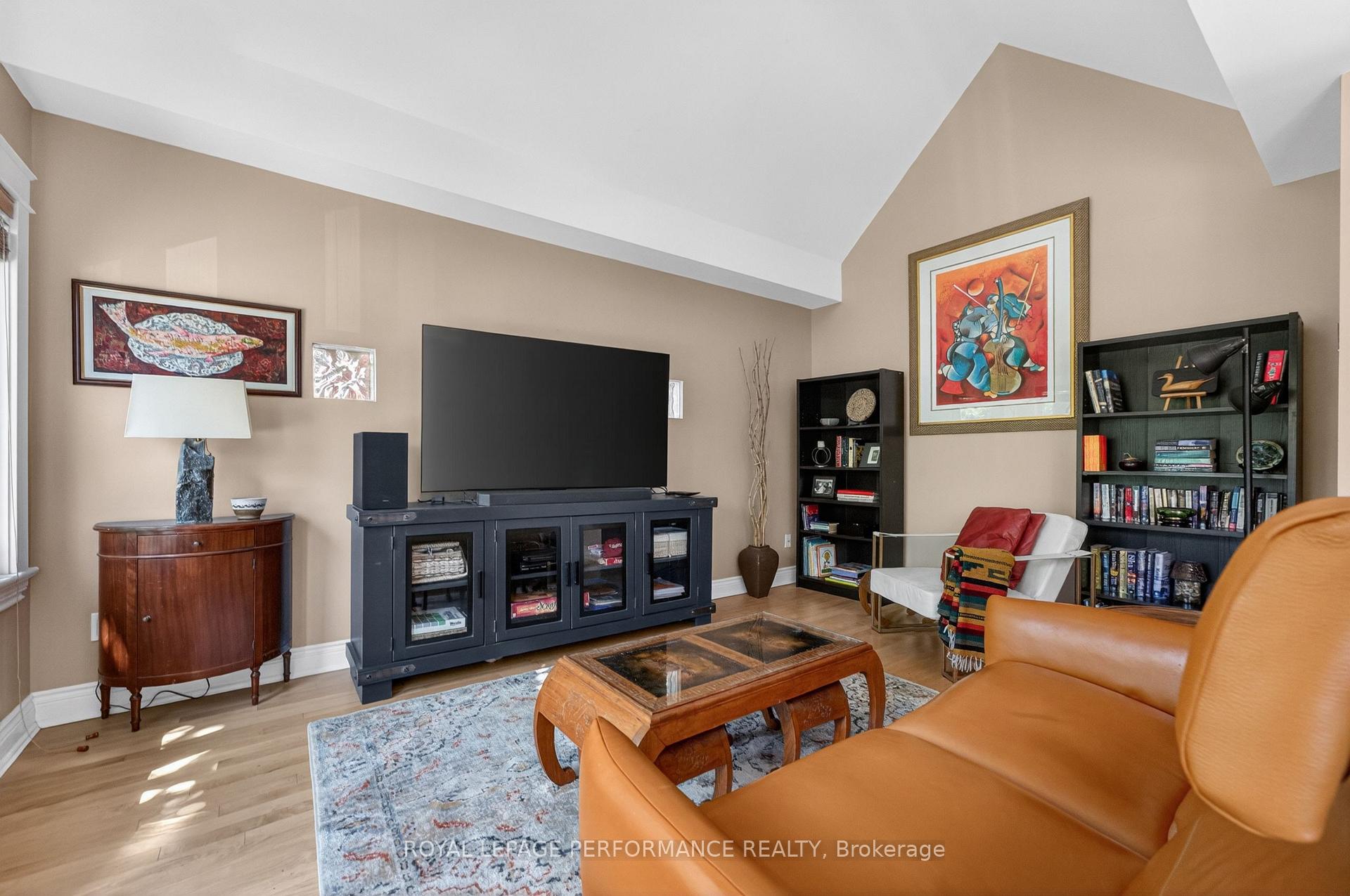 Photo 25 of 335 Osgoode Street, Ottawa, Sandy Hill — HOMEH