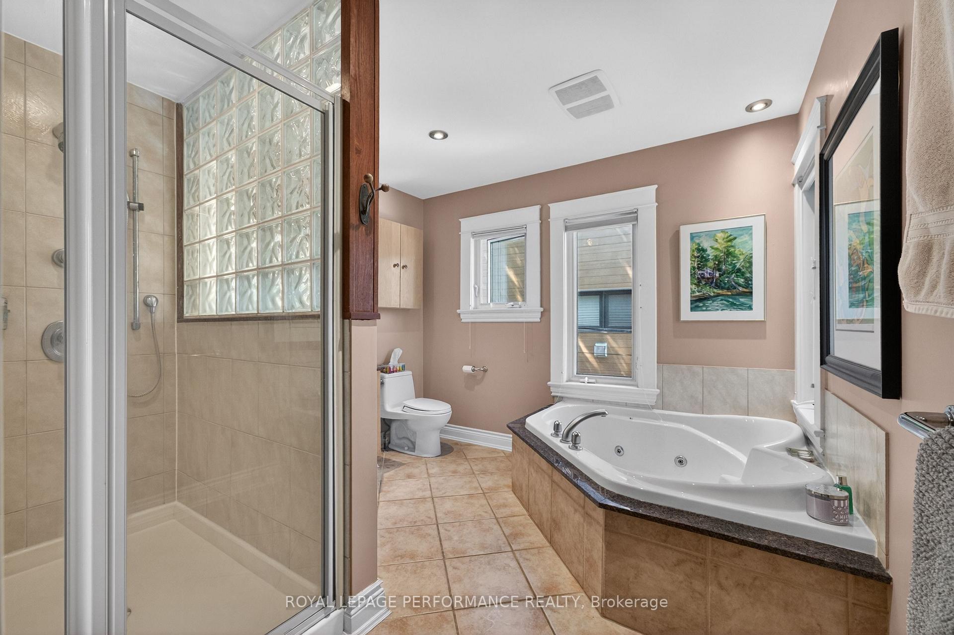 Photo 32 of 335 Osgoode Street, Ottawa, Sandy Hill — HOMEH