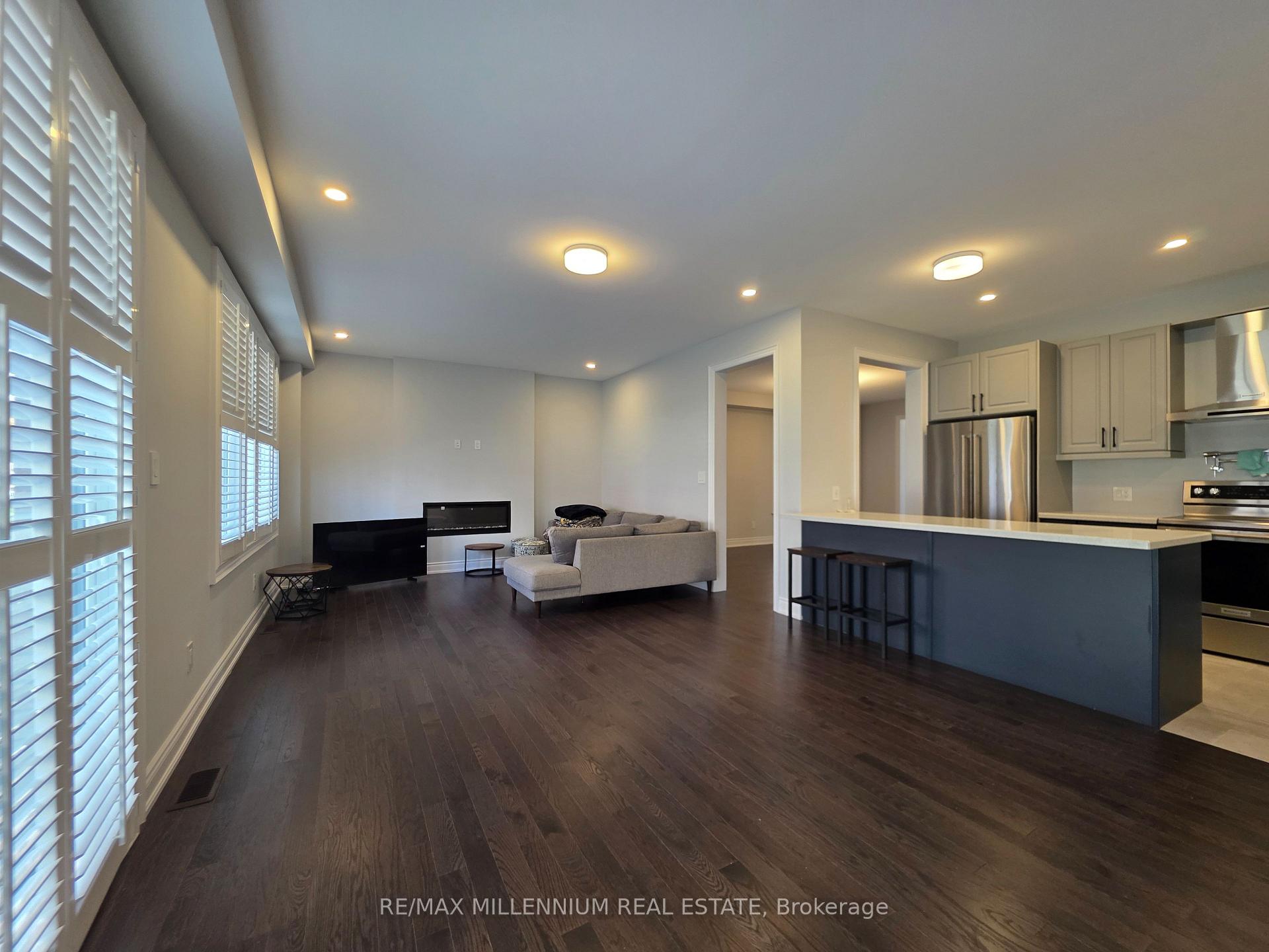 Photo 6 of 87 Bearberry Road E, Springwater, Midhurst — HOMEH