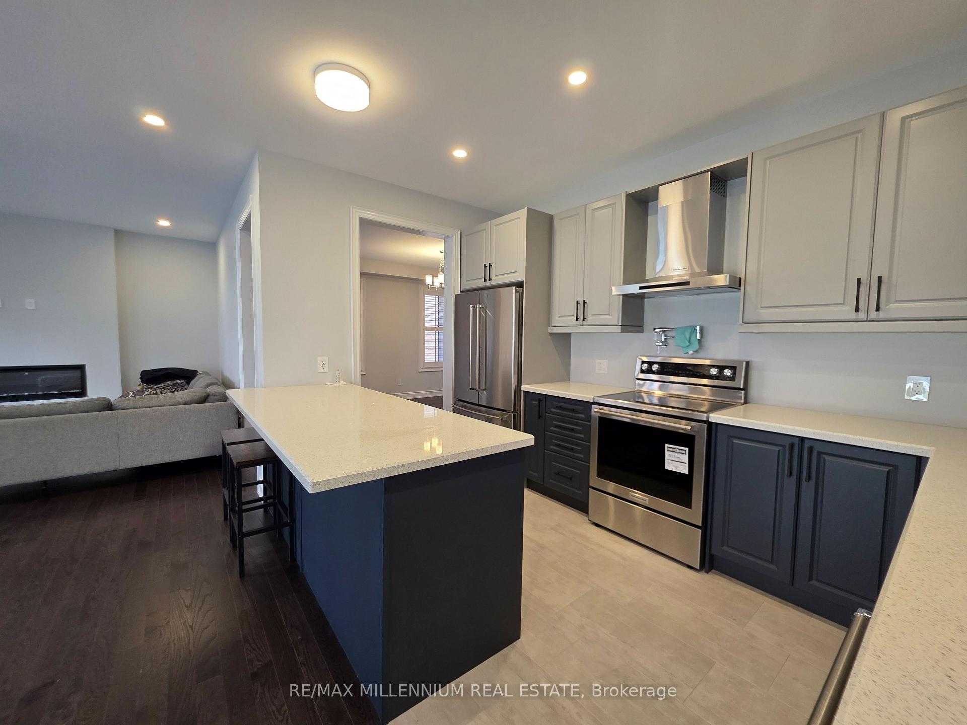 Photo 9 of 87 Bearberry Road E, Springwater, Midhurst — HOMEH