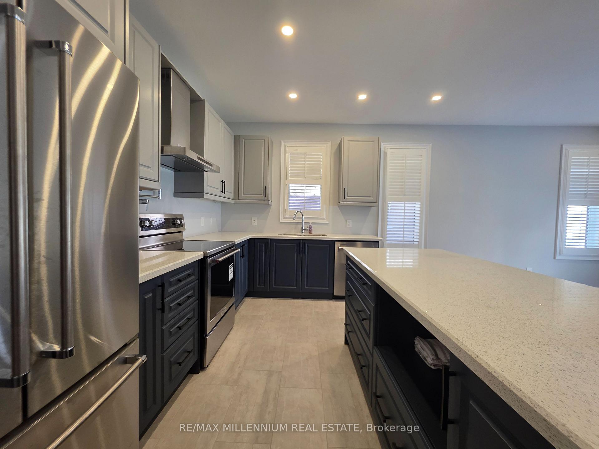 Photo 12 of 87 Bearberry Road E, Springwater, Midhurst — HOMEH