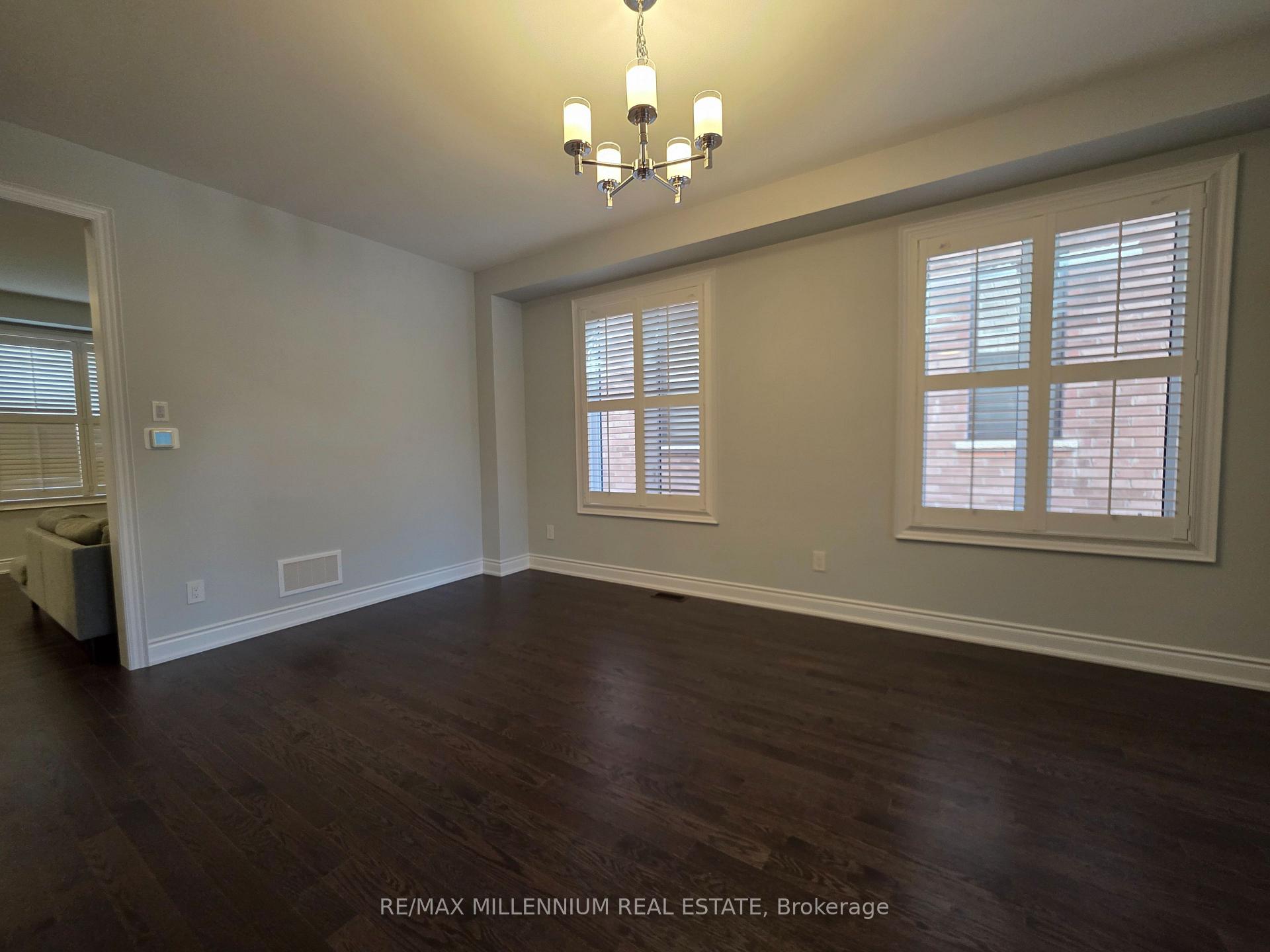 Photo 15 of 87 Bearberry Road E, Springwater, Midhurst — HOMEH