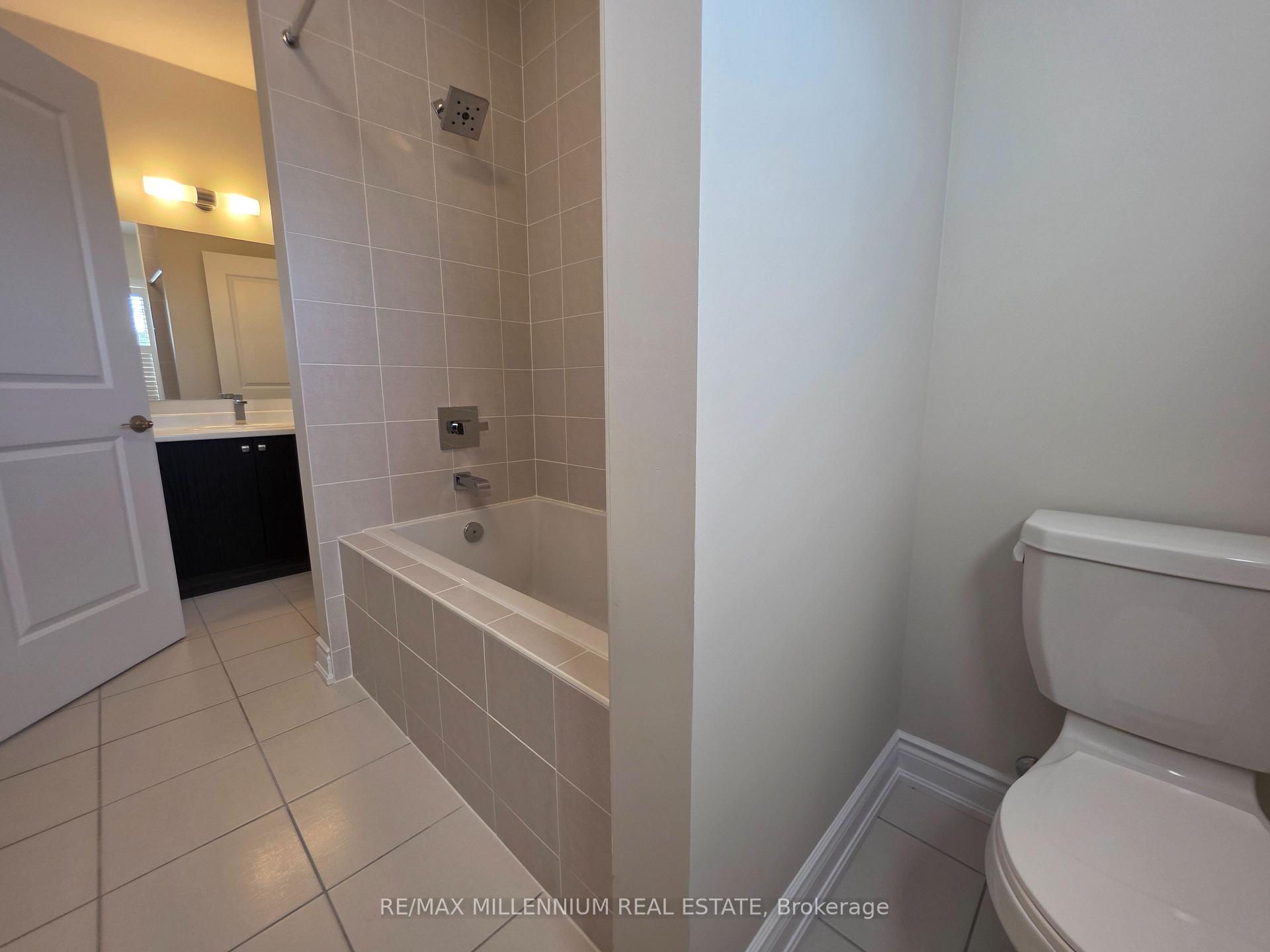 Photo 18 of 87 Bearberry Road E, Springwater, Midhurst — HOMEH