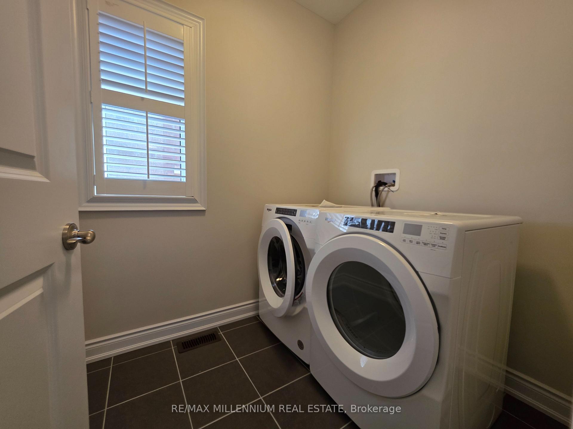 Photo 22 of 87 Bearberry Road E, Springwater, Midhurst — HOMEH