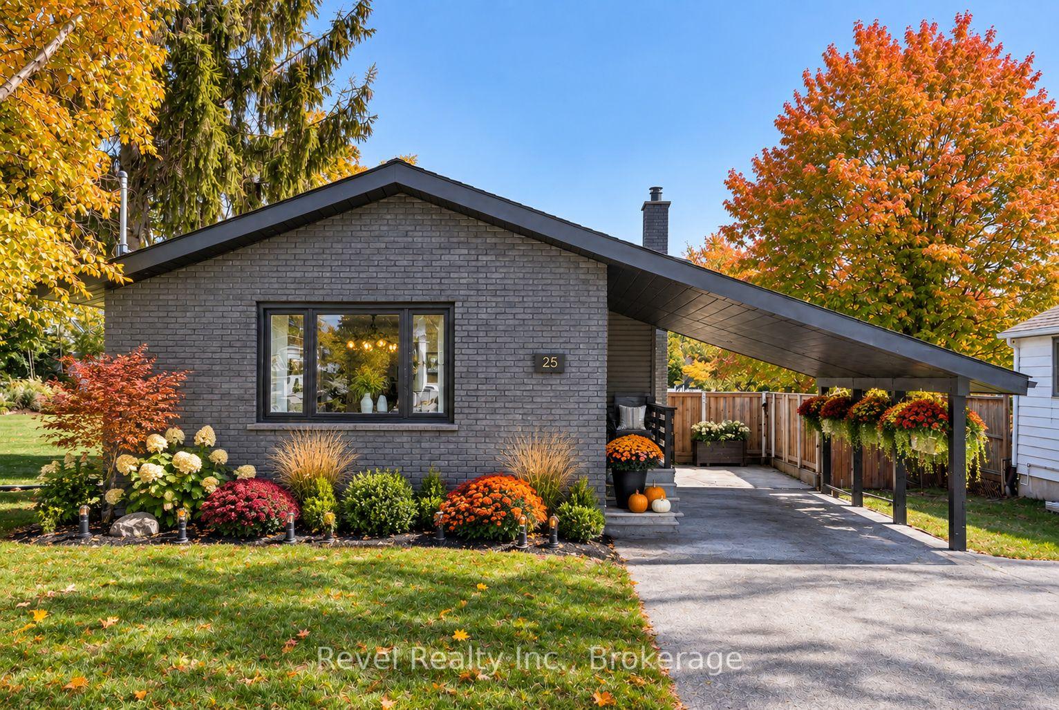 Photo 1 of 25 Riverview Road, Kawartha Lakes, Lindsay — HOMEH