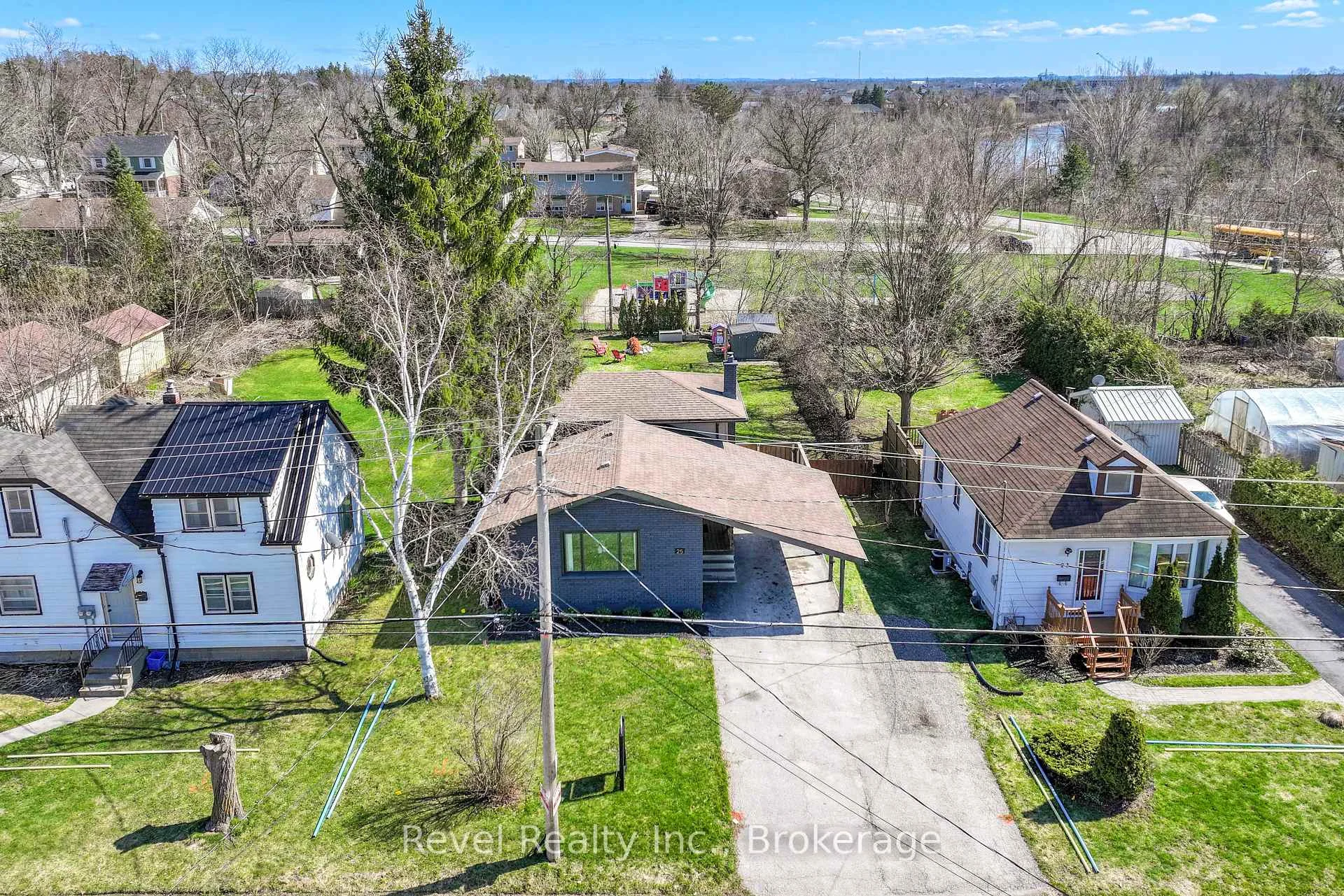 Photo 7 of 25 Riverview Road, Kawartha Lakes, Lindsay — HOMEH