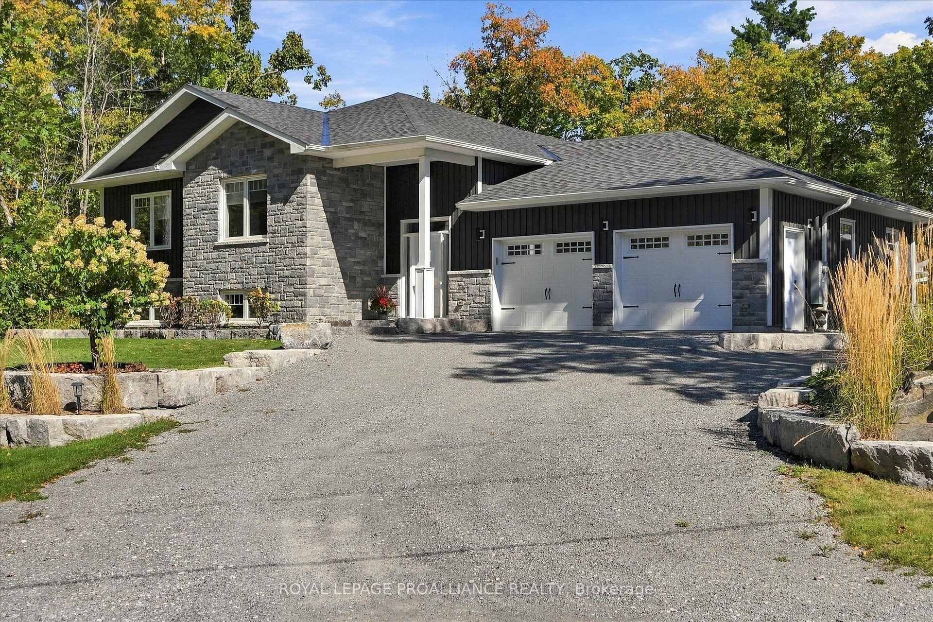 Photo 2 of 322 Elbow Point Road, Trent Lakes — HOMEH