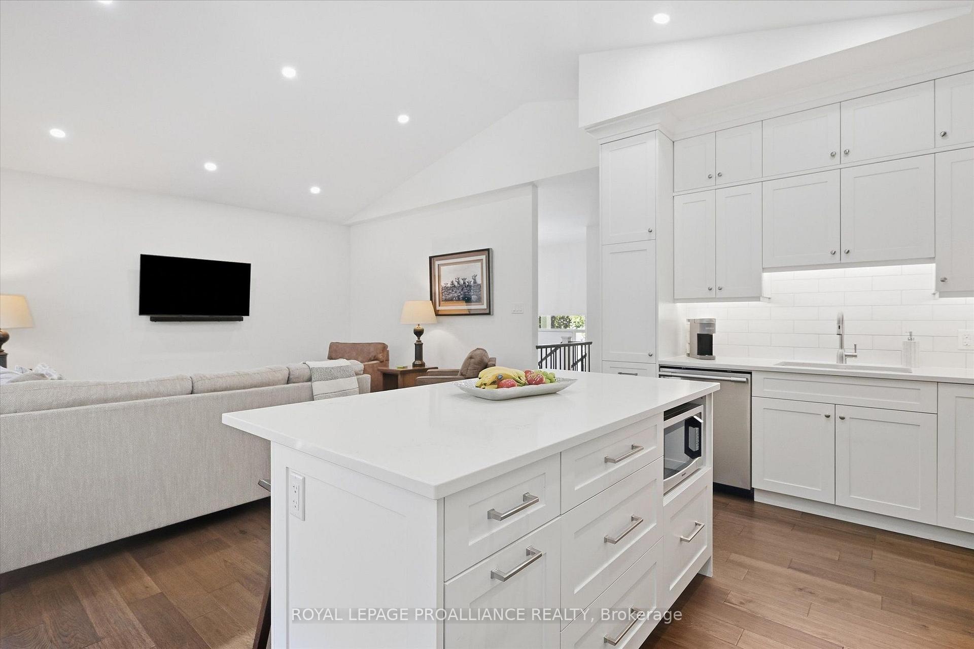 Photo 6 of 322 Elbow Point Road, Trent Lakes — HOMEH