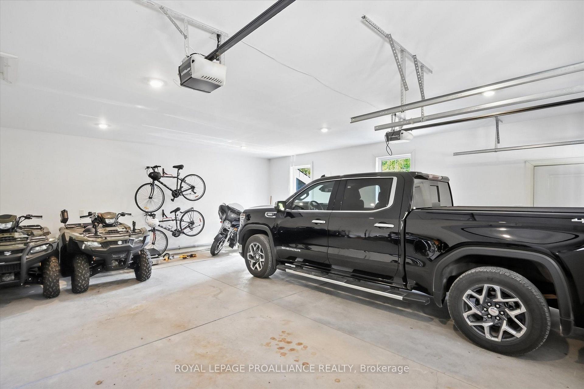 Photo 31 of 322 Elbow Point Road, Trent Lakes — HOMEH