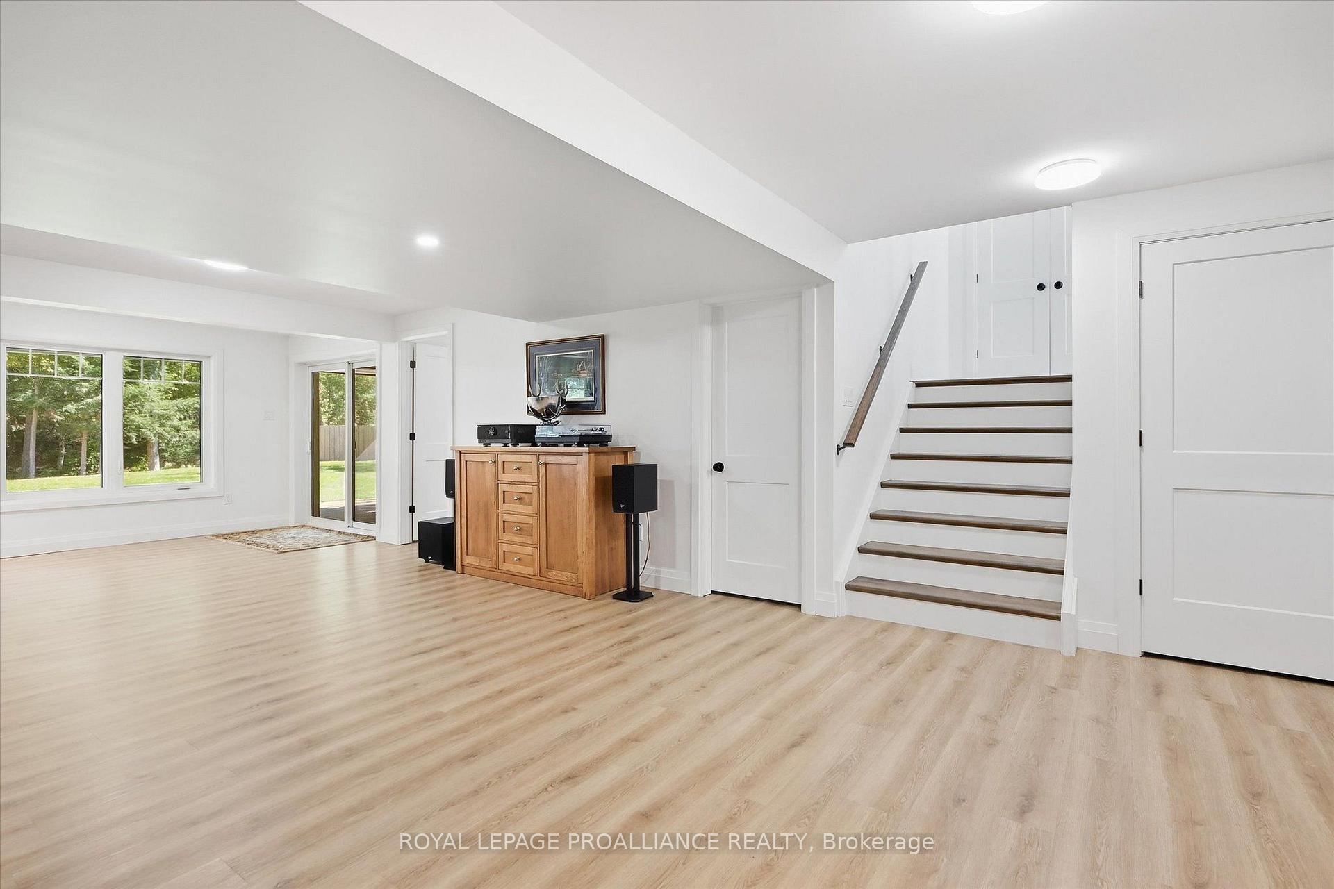 Photo 32 of 322 Elbow Point Road, Trent Lakes — HOMEH