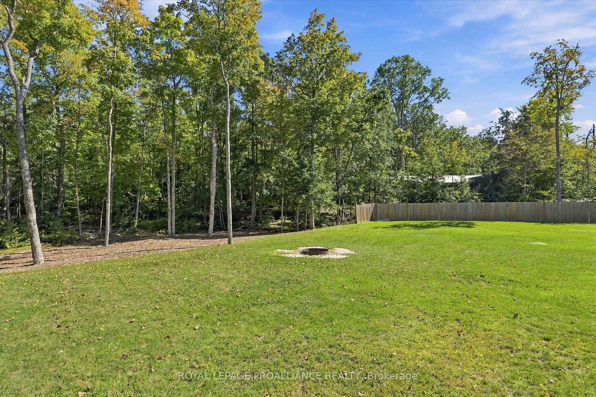 Photo 49 of 322 Elbow Point Road, Trent Lakes — HOMEH