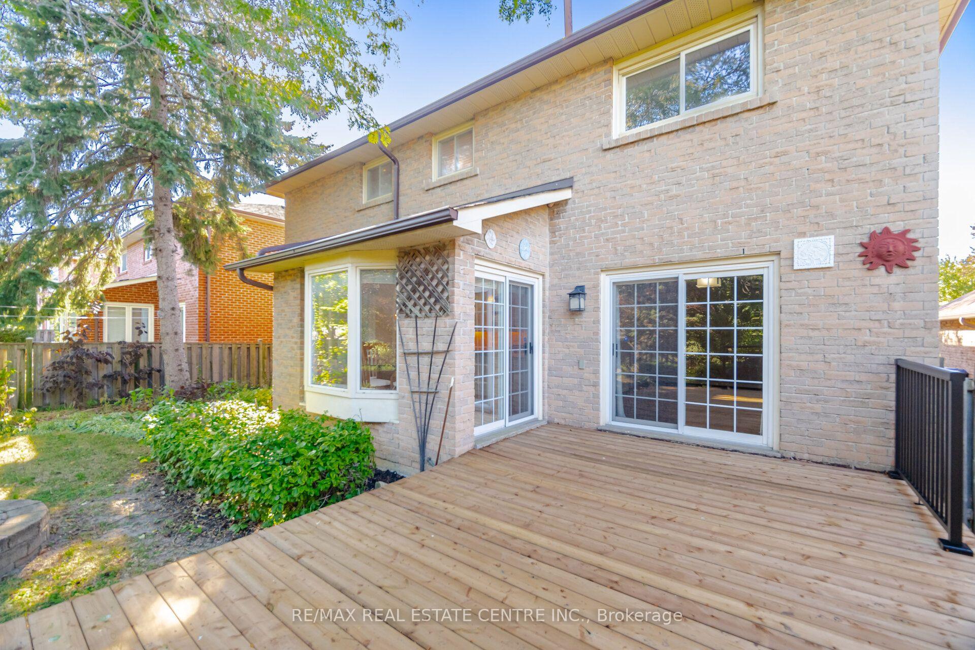 Photo 44 of 1572 Maple Ridge Drive, Mississauga, Rathwood — HOMEH