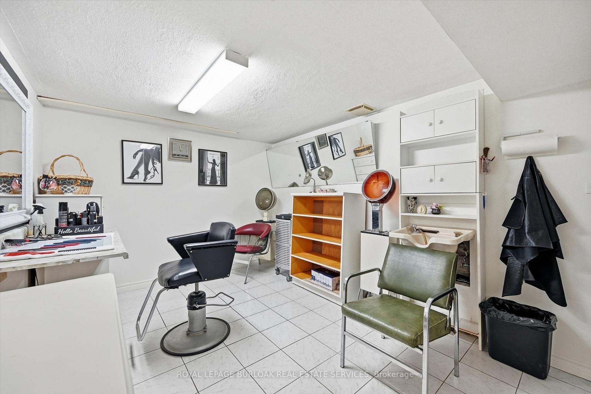 Photo 38 of 83 Oakridge Drive, Hamilton, Stoney Creek — HOMEH