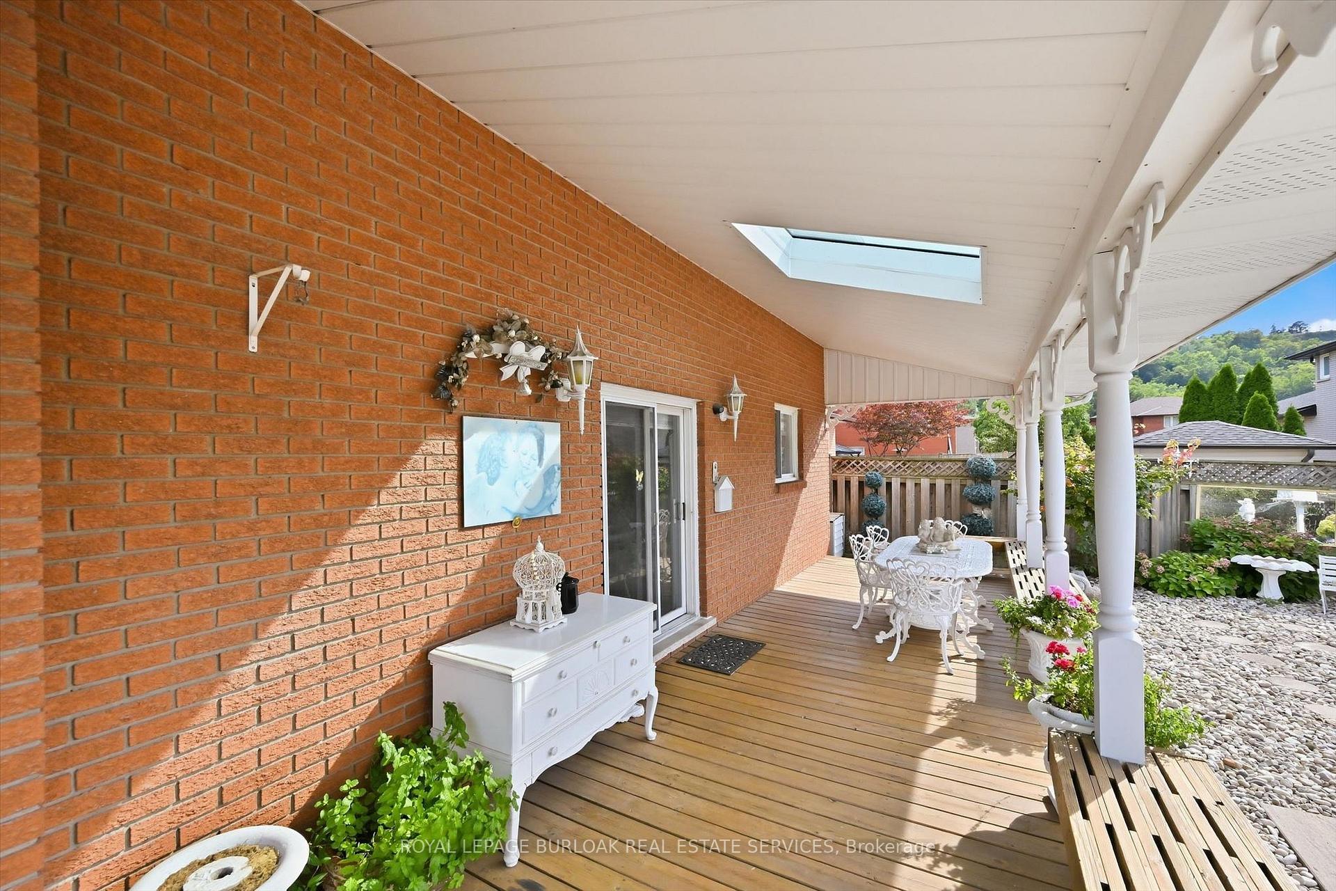 Photo 41 of 83 Oakridge Drive, Hamilton, Stoney Creek — HOMEH