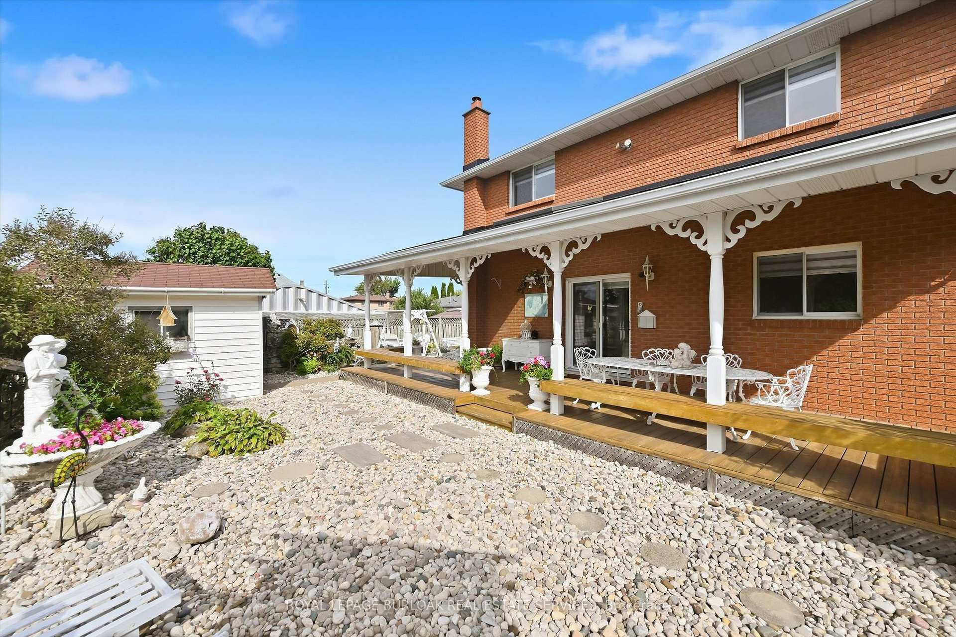 Photo 43 of 83 Oakridge Drive, Hamilton, Stoney Creek — HOMEH