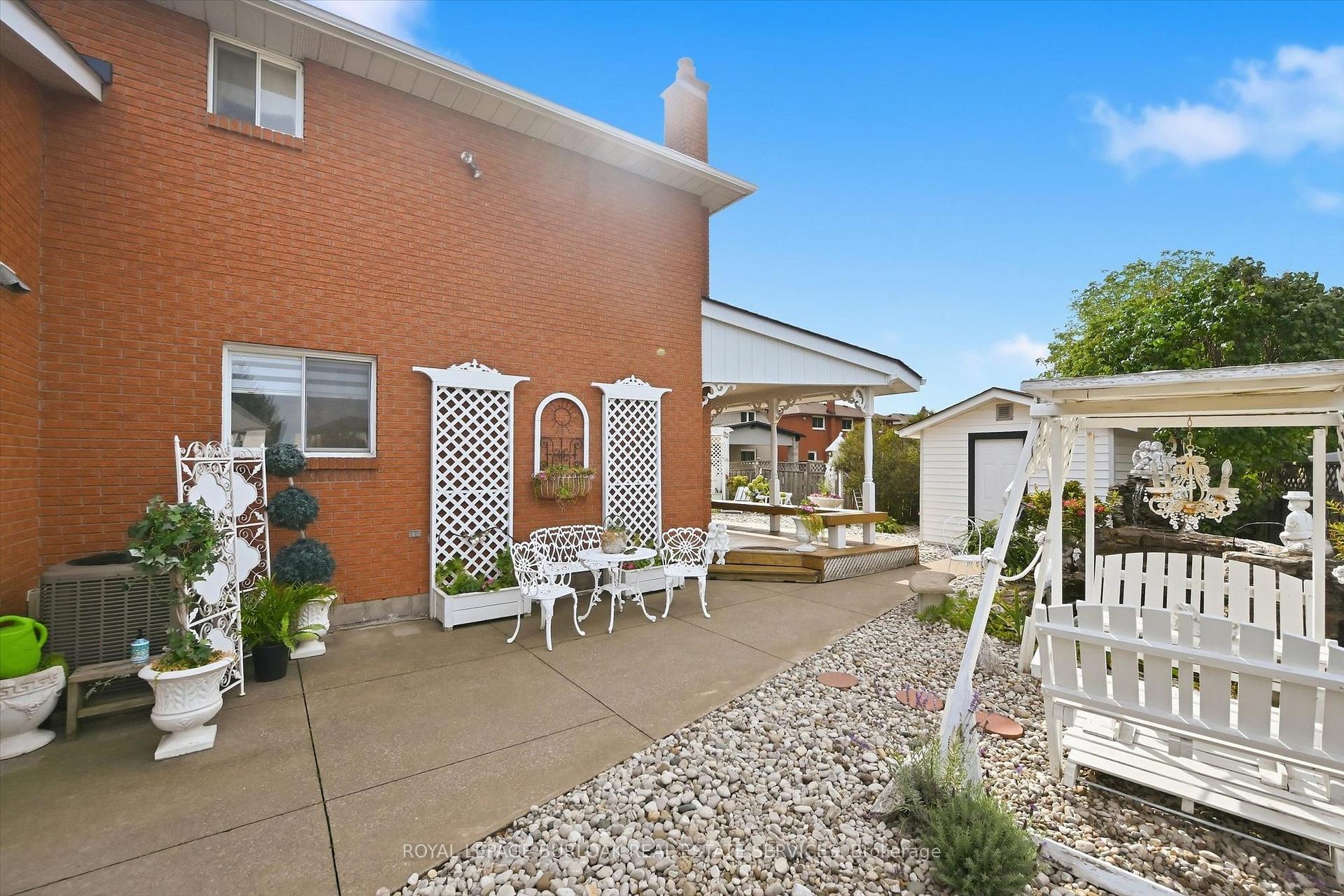 Photo 49 of 83 Oakridge Drive, Hamilton, Stoney Creek — HOMEH