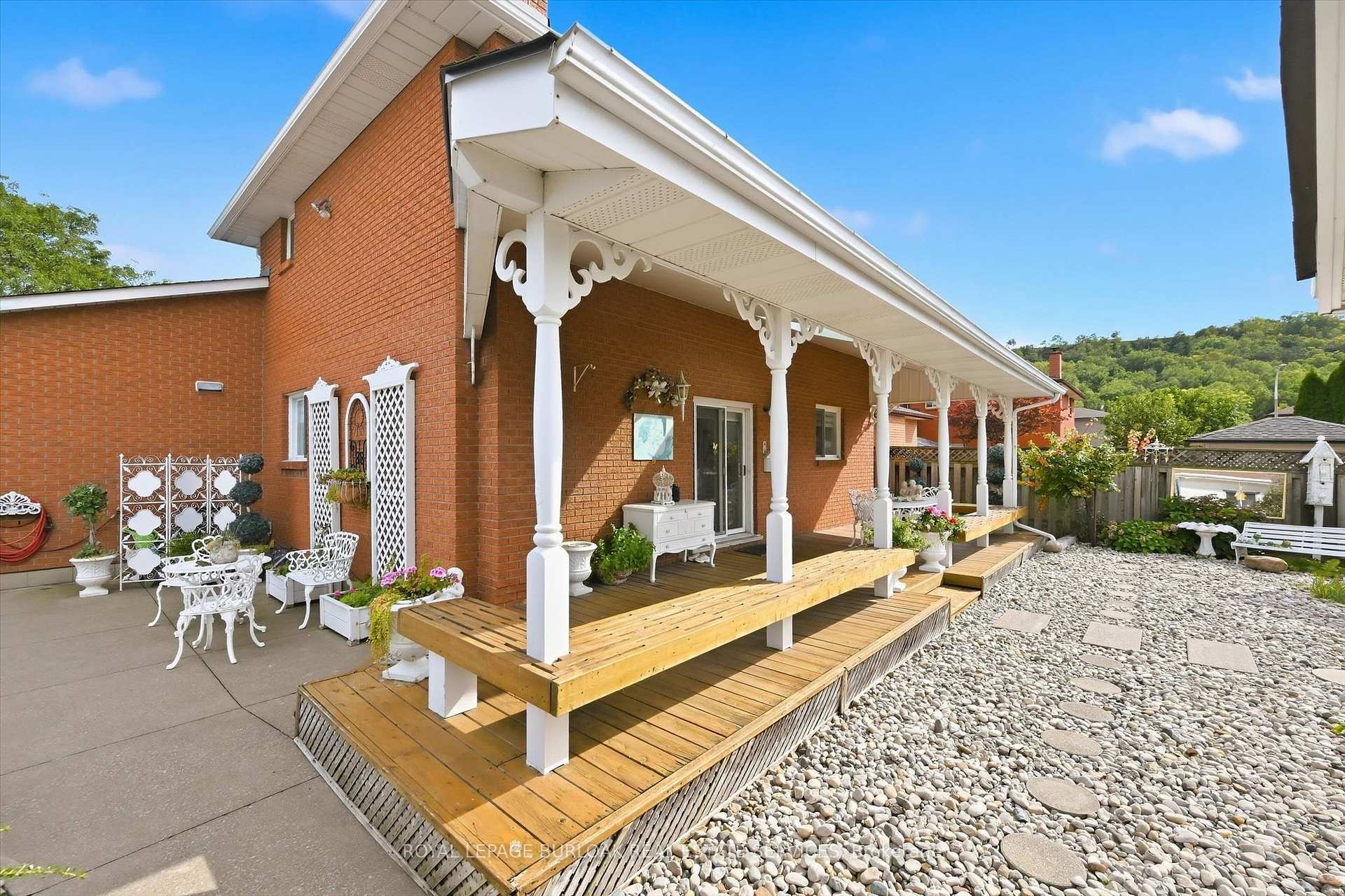 Photo 50 of 83 Oakridge Drive, Hamilton, Stoney Creek — HOMEH