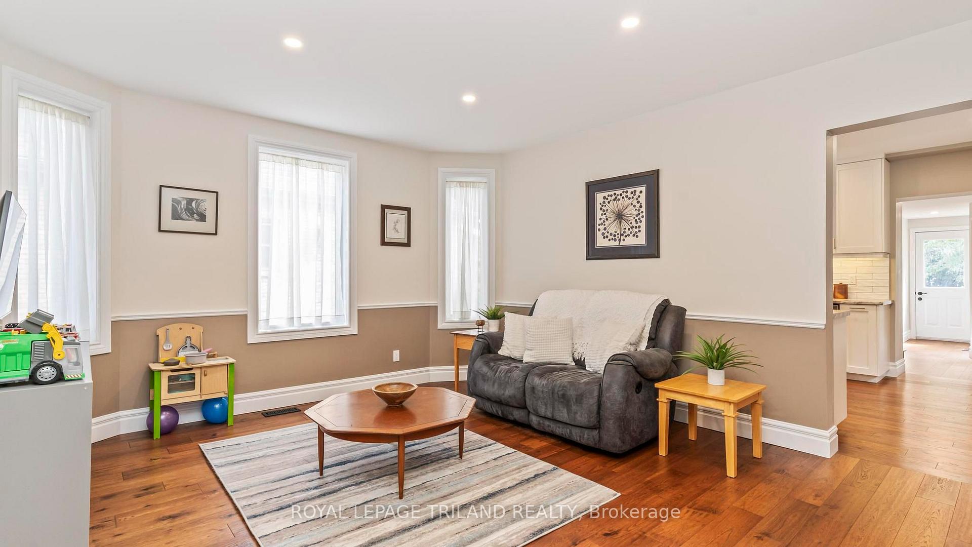 Photo 11 of 411 Salisbury Street, London, East G — HOMEH