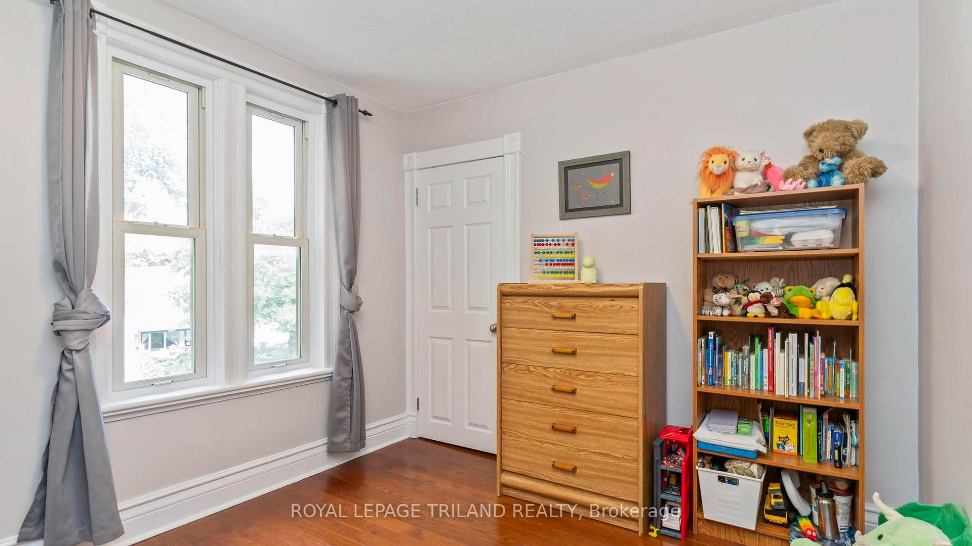 Photo 26 of 411 Salisbury Street, London, East G — HOMEH
