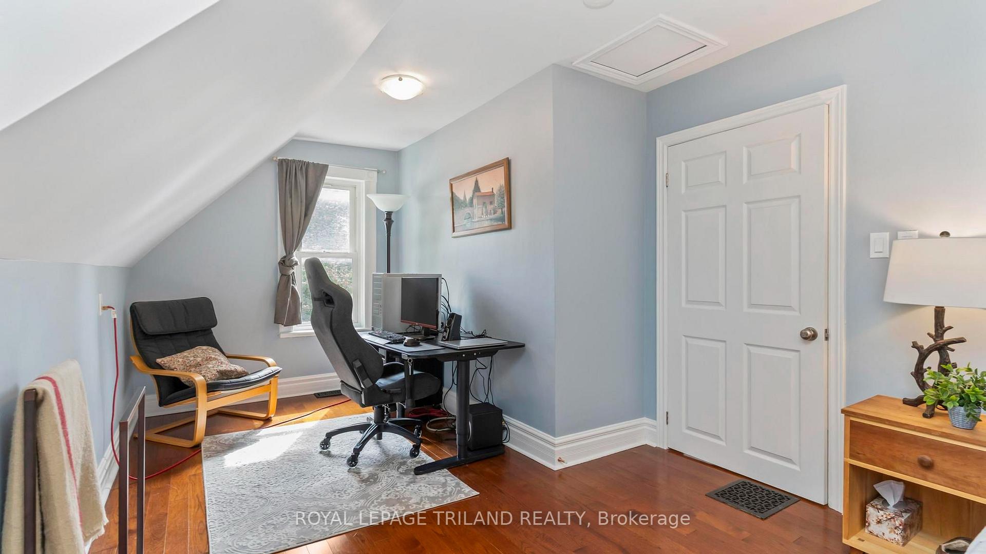 Photo 29 of 411 Salisbury Street, London, East G — HOMEH