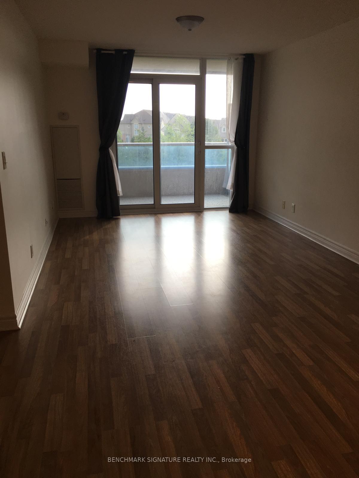 Photo 6 of Unit 506, 33 Cox Boulevard, Markham, Unionville — HOMEH